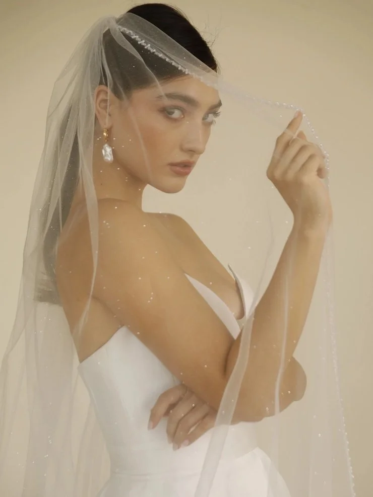 NWT Veil: JH Bridal by Jimme Huang — Bridal Maven display picture 2