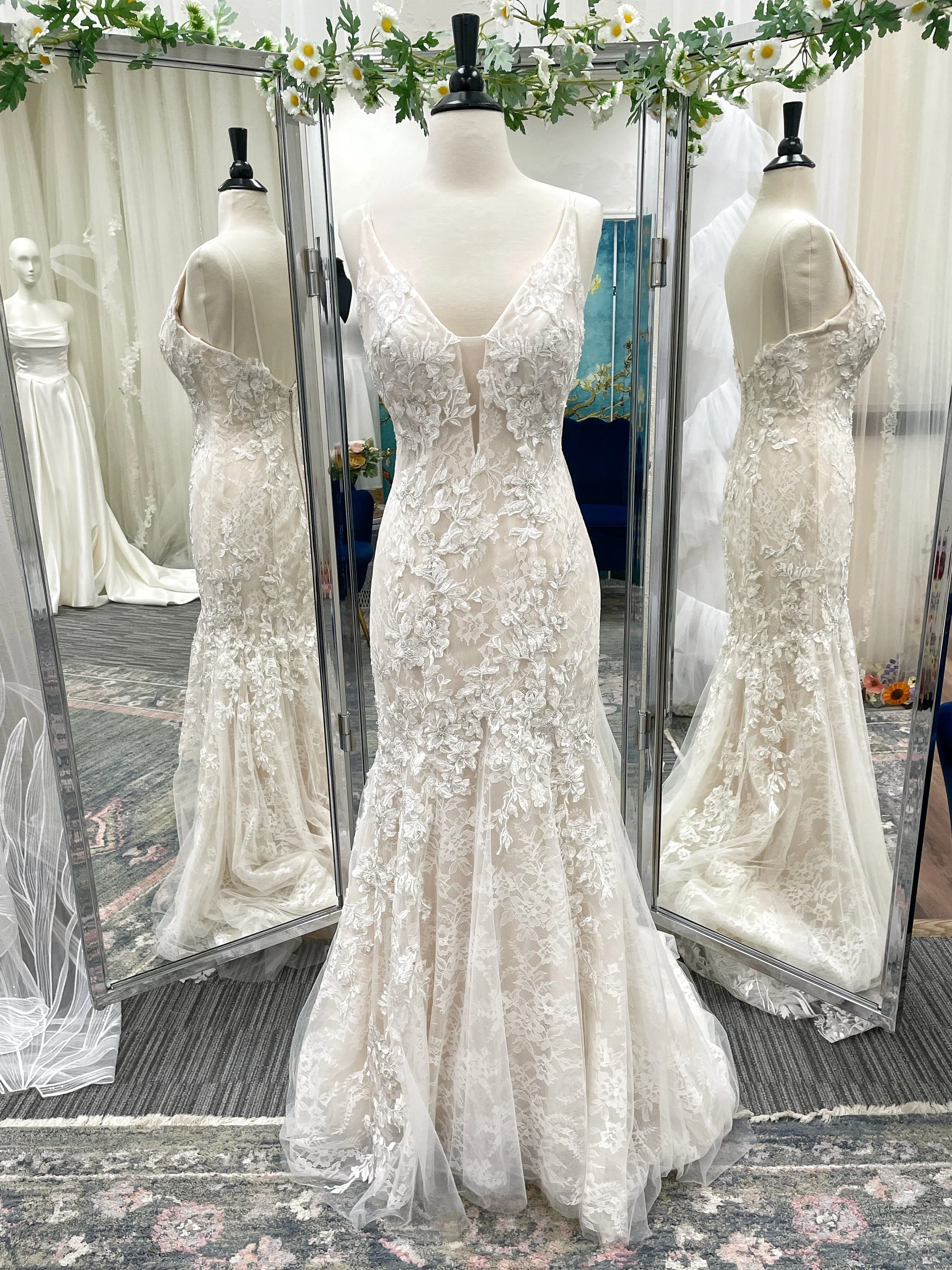Amethyst by Evelyn Bridal sz 0