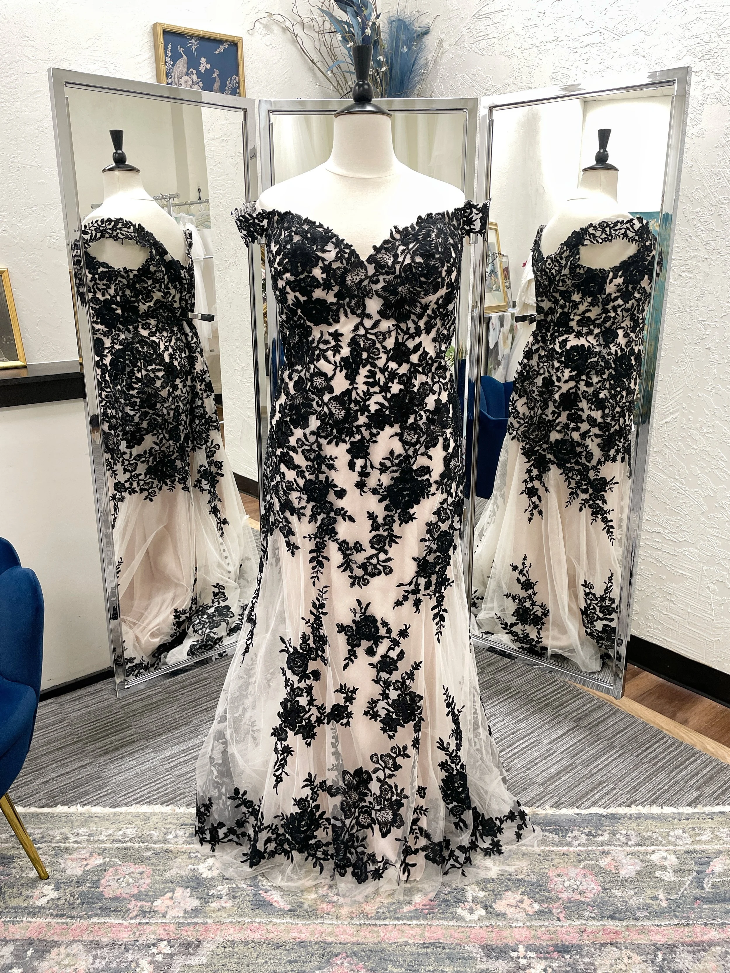Allure Romance style 3455 sz 24