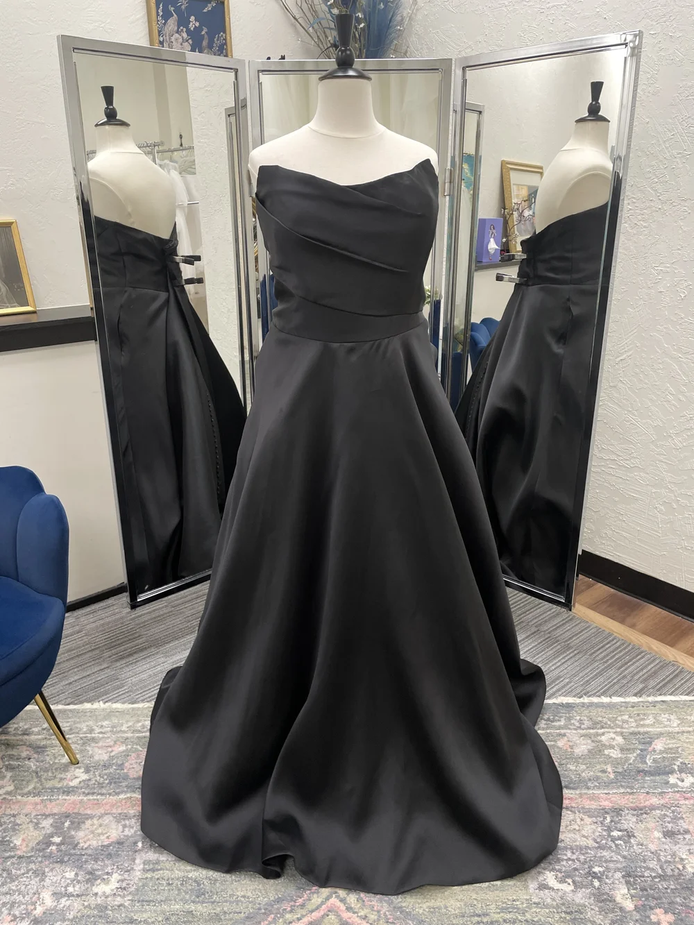 ballgown formal women's black strapless wedding dress Lace Tulle Occasion Gothic Hand Made a classic choice for formal events Strapless Sweetheart Black Satin Tulle