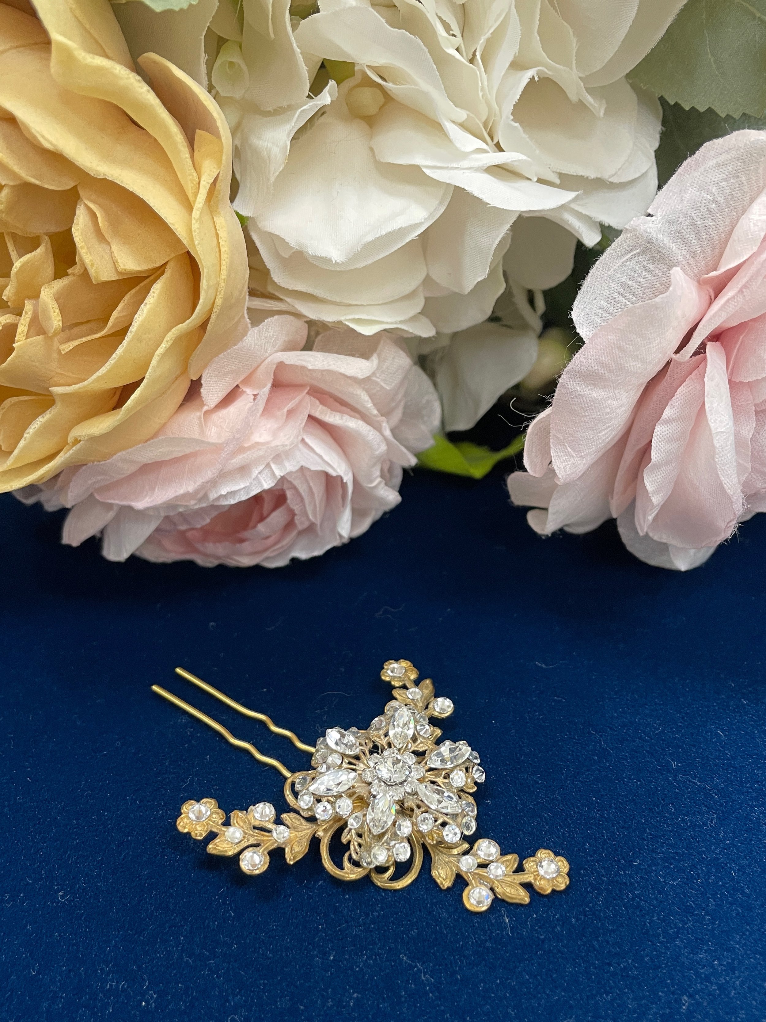Hairpiece:  The House of Mac & Zoe style no. 1707-40 Gold Floral CZ hair pick