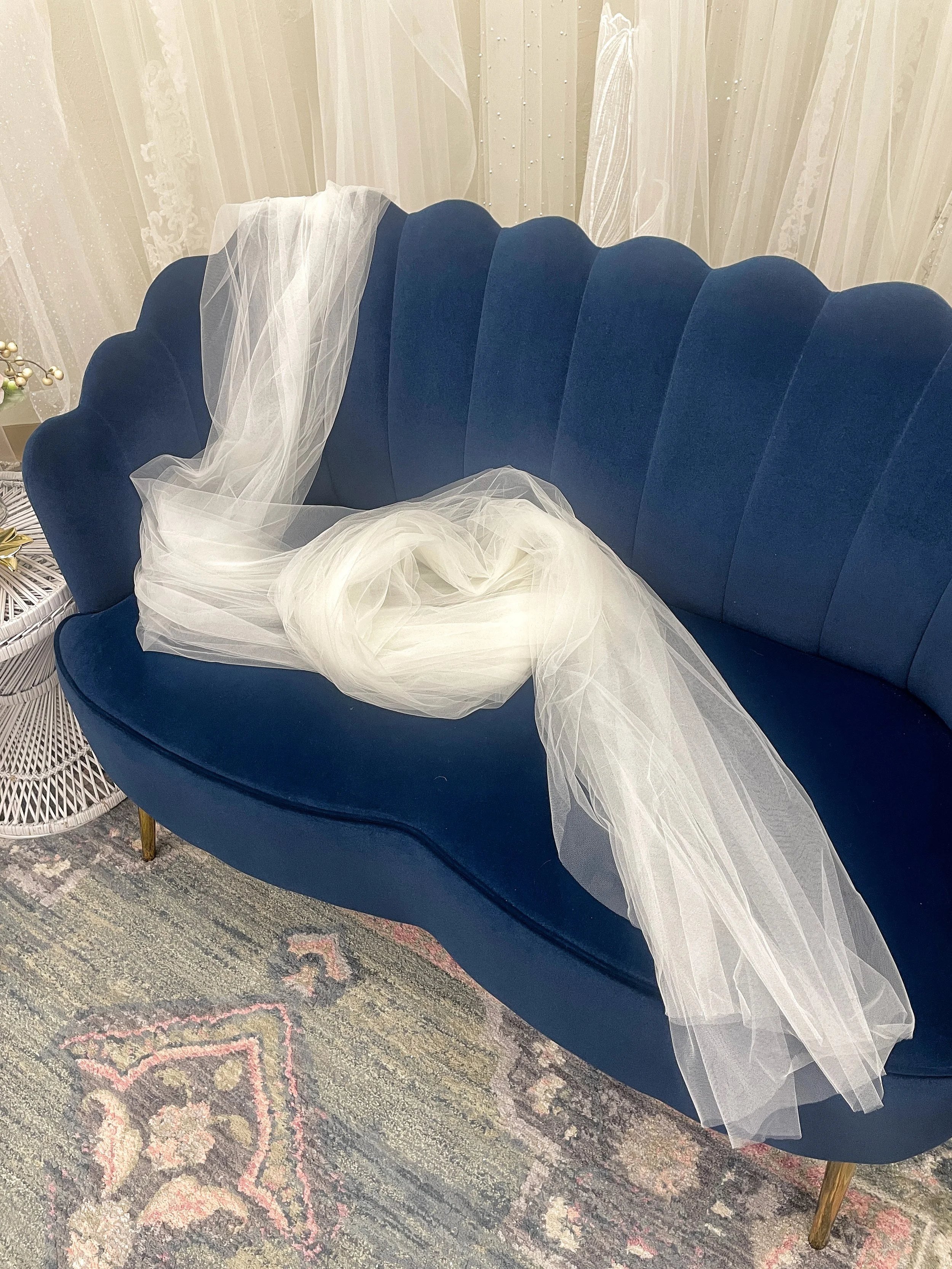 Veil:  112” cathedral length net