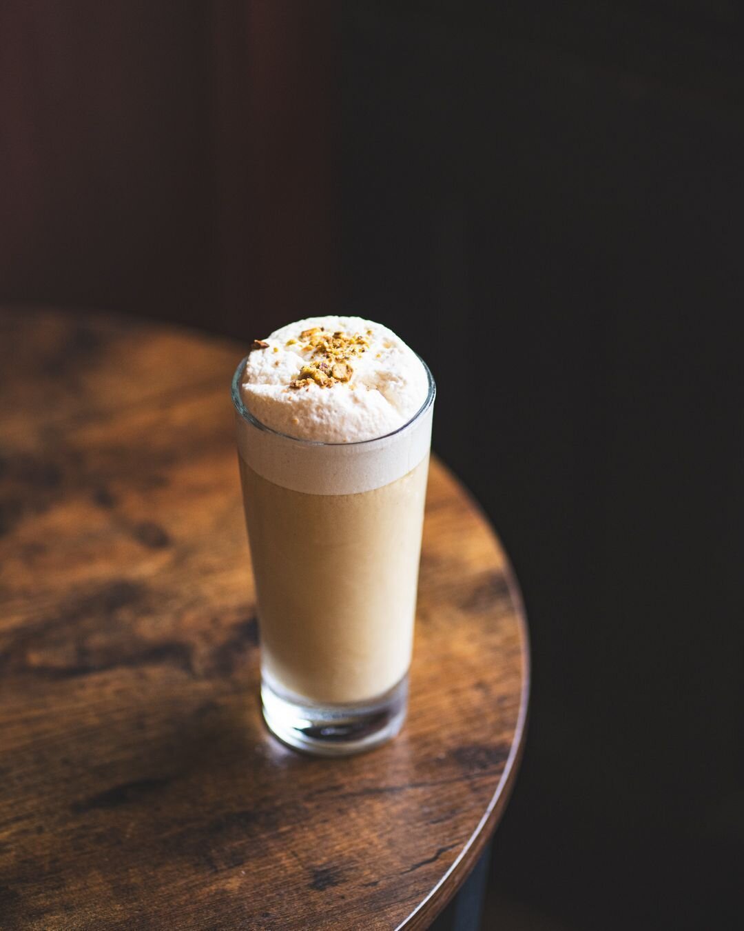 This little cutie is the Pistachio Gin Fizz from our brunch beverage menu. We combine gin, pistachio orgeat, yogurt, and egg white to create a rich and delicious beverage. 👀
