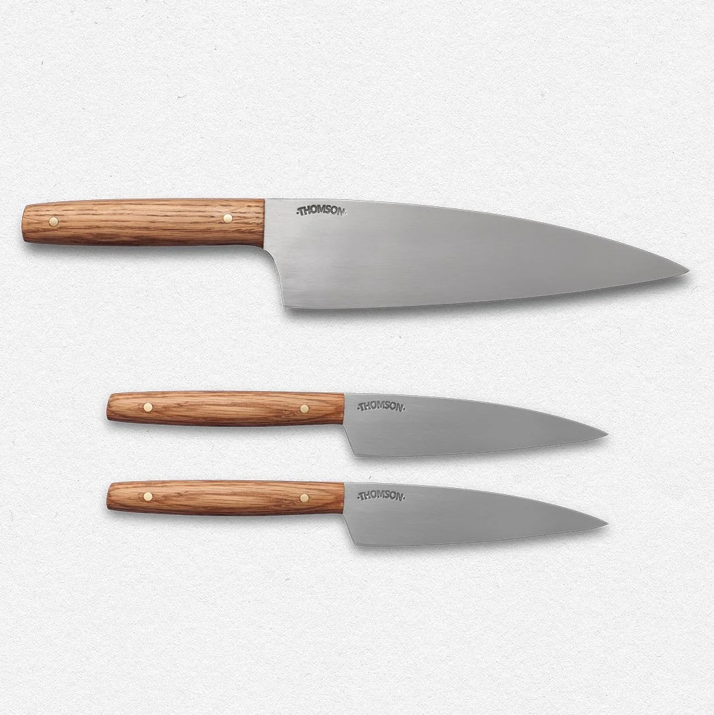 web sq whitw slicer and steak knives paper bg .jpg