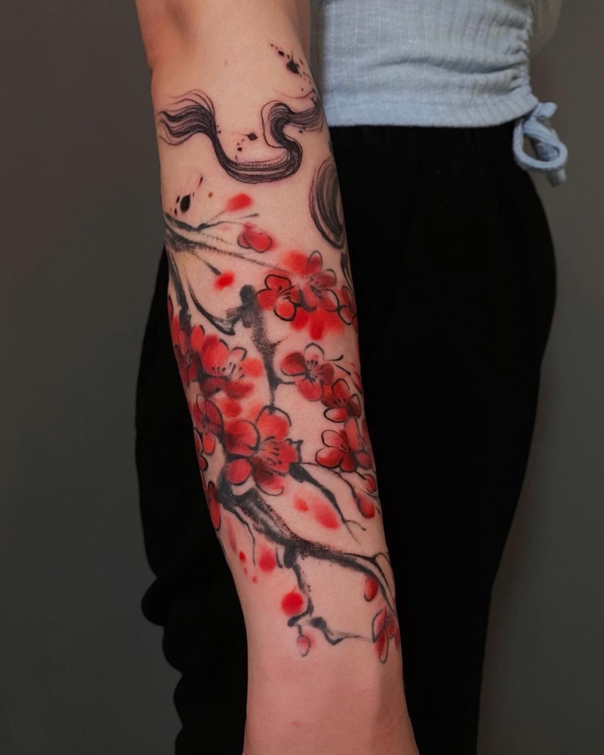 The Hive – Sky Coyote – Full Color Tattoo – Watercolor Tattoo – Black and Grey Tattoo – Floral Tattoo – Delicate Tattoo – Flower Tattoo – Feminine Tattoo