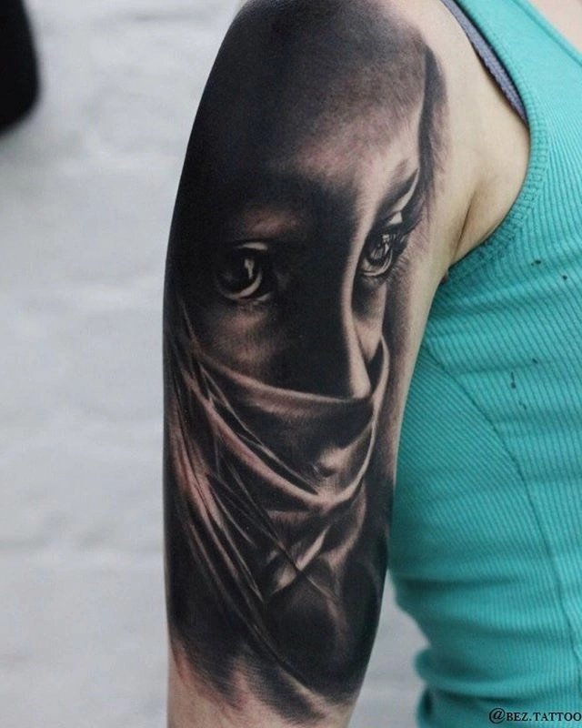 The Hive – Bez Tattoo – Black and Grey Tattoo – Realistic Tattoo – Realism Tattoo – Portrait Tattoo – Mythology Tattoo – Greek Tattoo