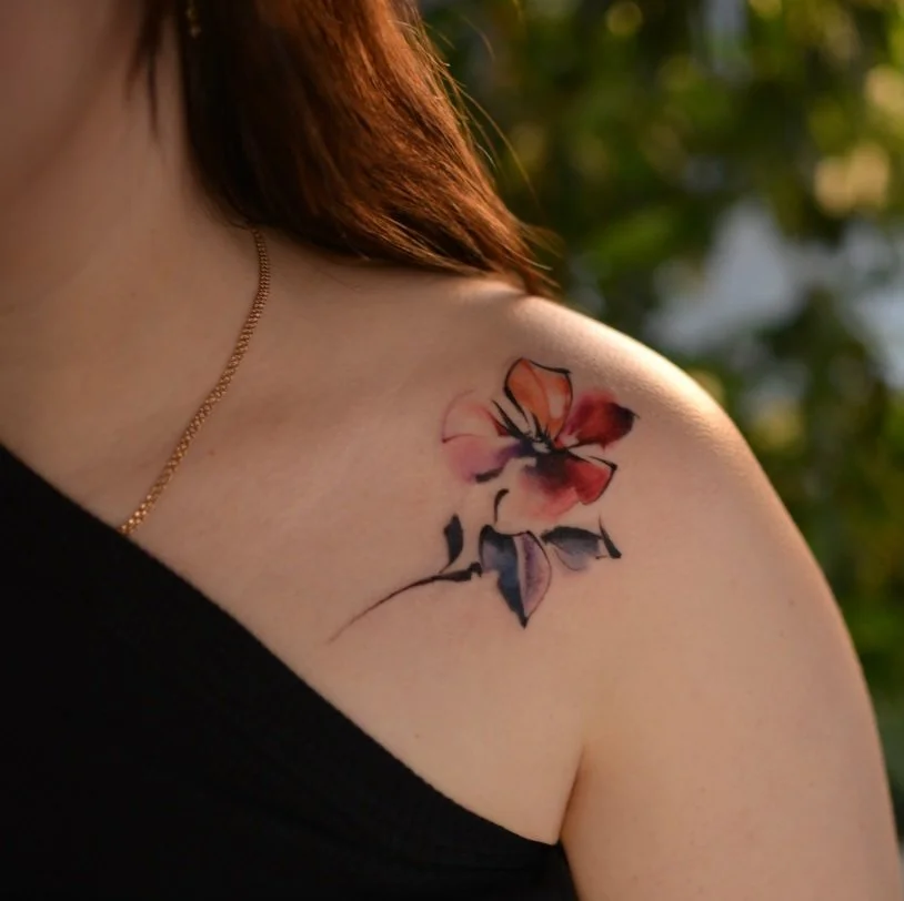 The Hive – Sky Coyote – Full Color Tattoo – Watercolor Tattoo – Black and Grey Tattoo – Floral Tattoo – Delicate Tattoo – Flower Tattoo – Feminine Tattoo