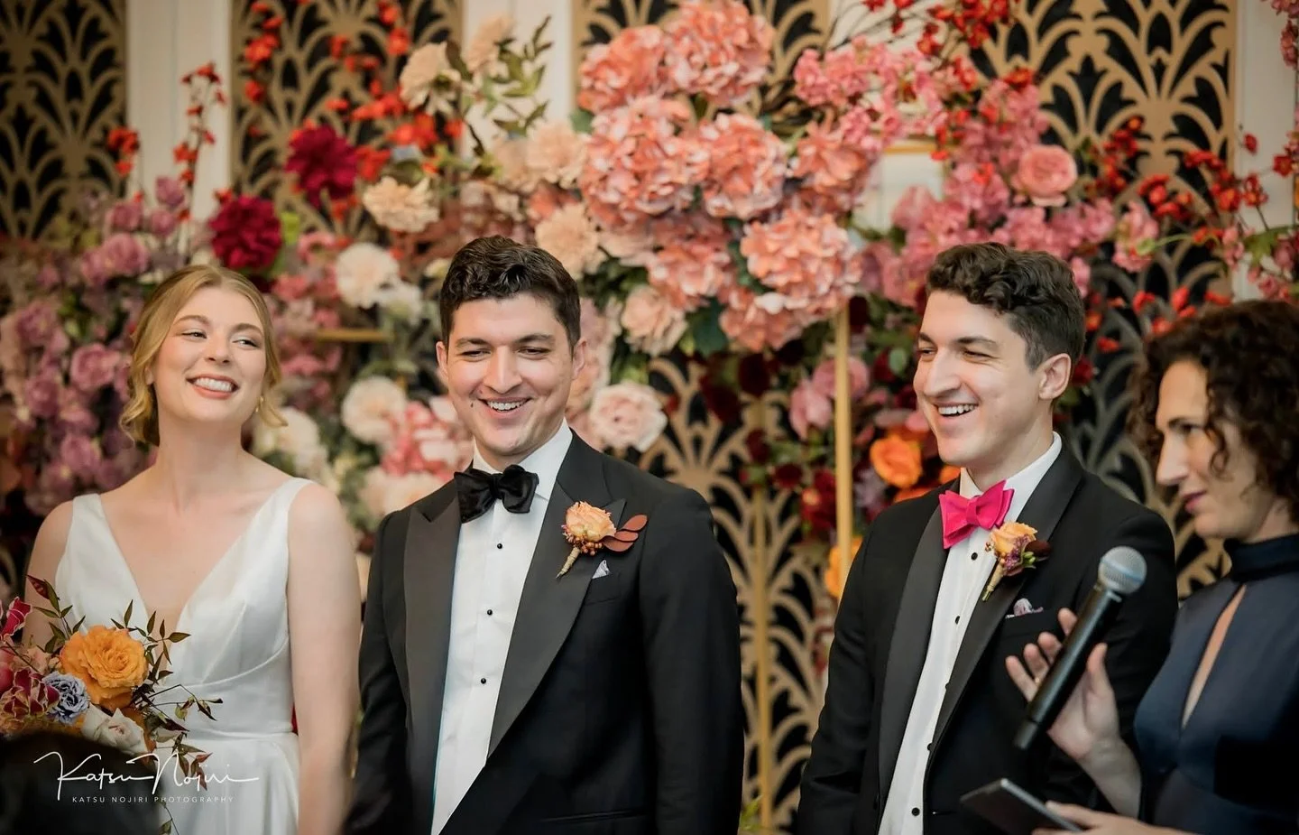 The smiles say it all 😄✨
This wedding at The Tea Room QVB had it all — stunning flowers, plenty of laughter, and one of my favourite celebrants (and good friend!) Melissa keeping the ceremony full of warmth and fun. 🙆🏻‍♀️
From behind th