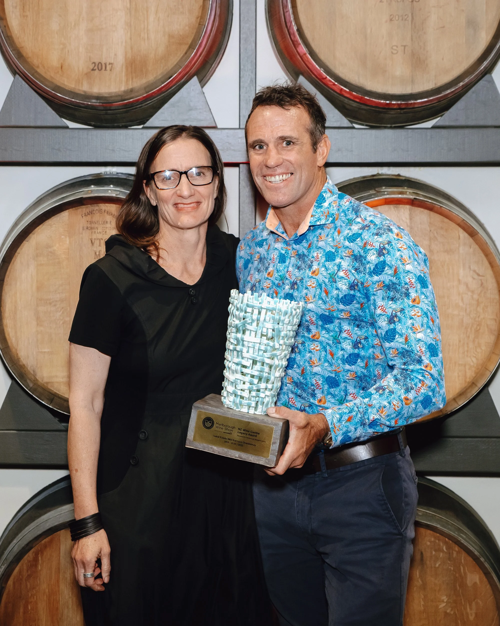 Susan Foster presents Legacy Award to Jeremy McKenzie Isabel Estate.jpg