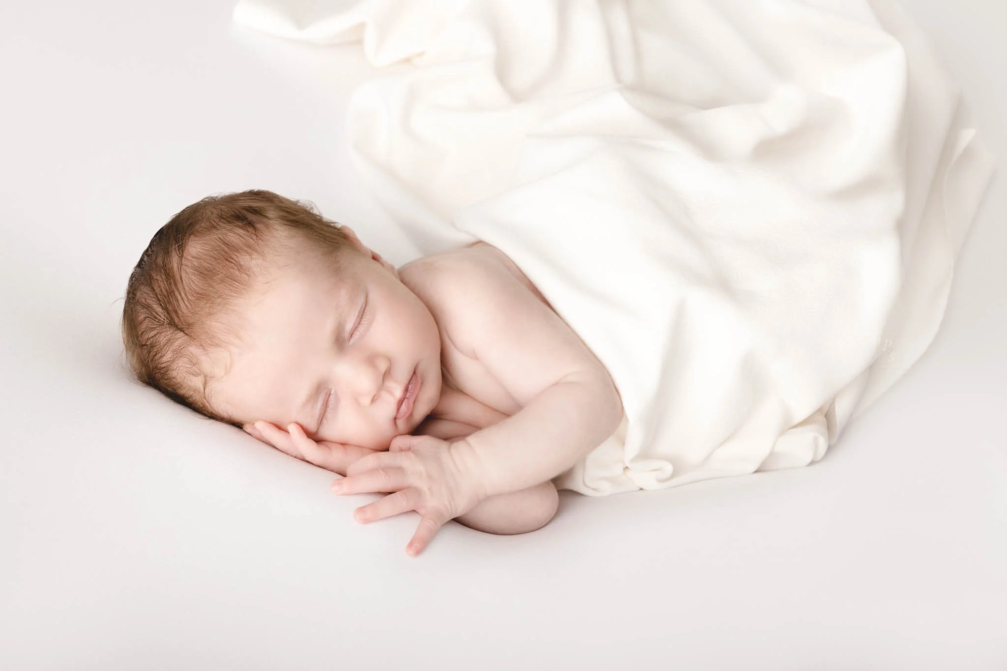 Sleeping Beauty 🤍🌿

🖱️ www.portraits.pt

 #newborn #recemnascido #portraitstsusanamelomachado