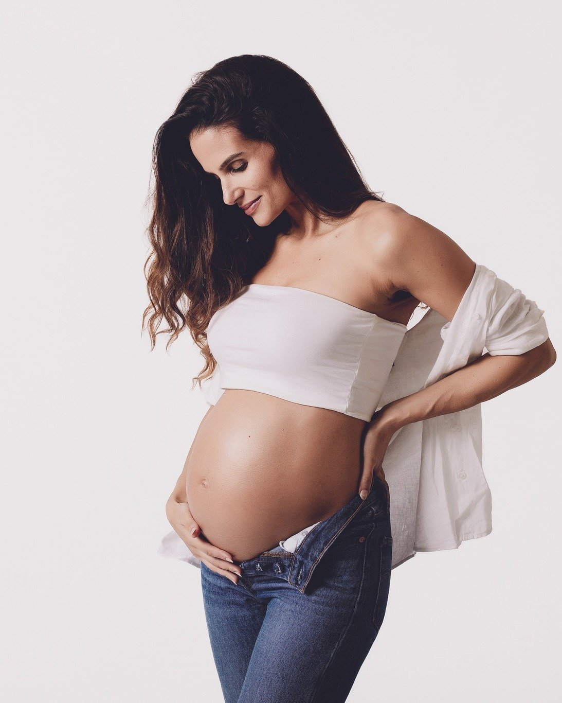 A magia da maternidade come&ccedil;a muito antes do nascimento, do primeiro colo, do primeiro sorriso.
Come&ccedil;a aqui. Na espera, na vers&atilde;o de ti que s&oacute; existe neste momento. 🤍

🖱️ www.portraits.pt

 #fotografiadematernidade #retr