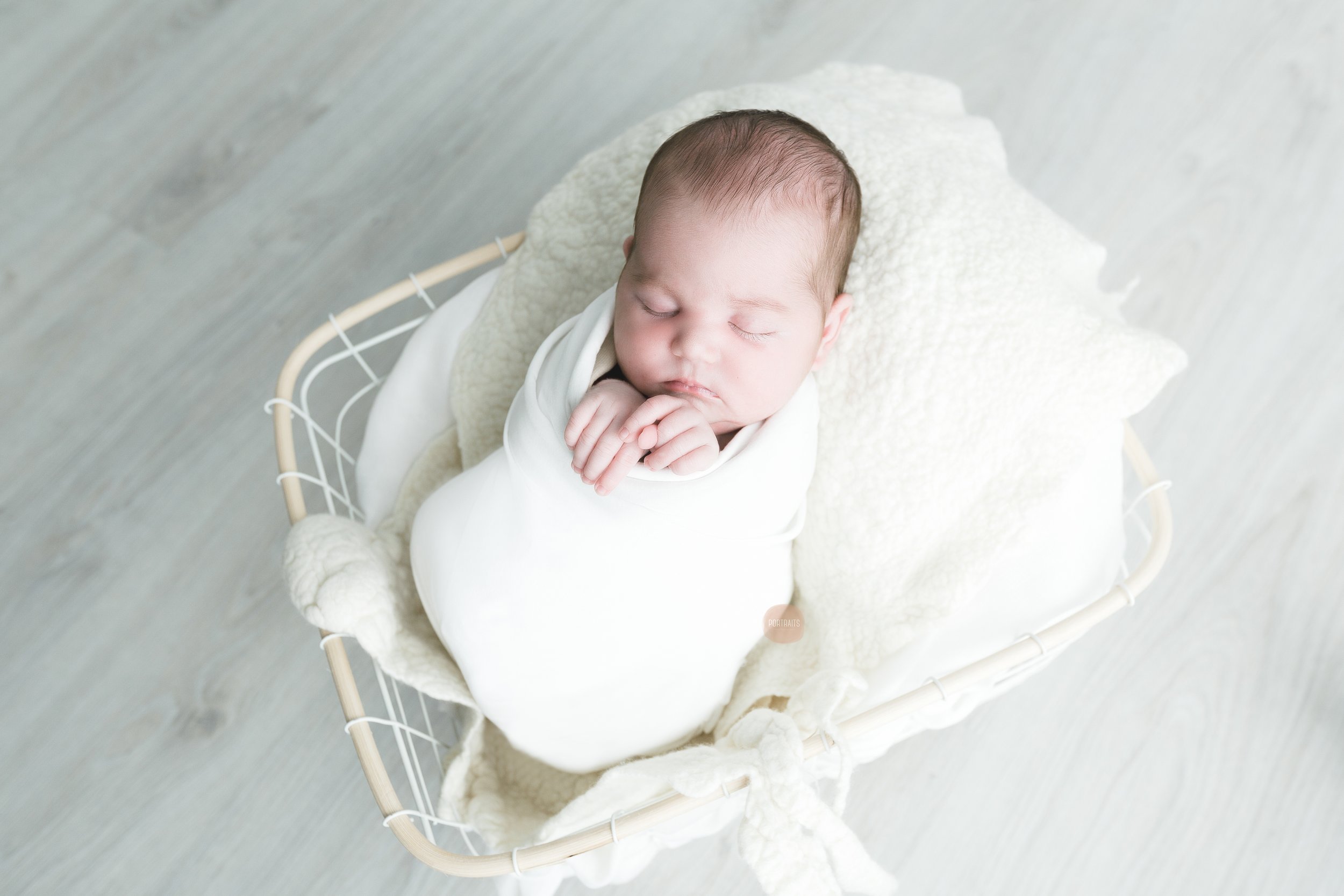 portraits-PORTFOLIO-RECEMNASCIDO-3-037.jpg