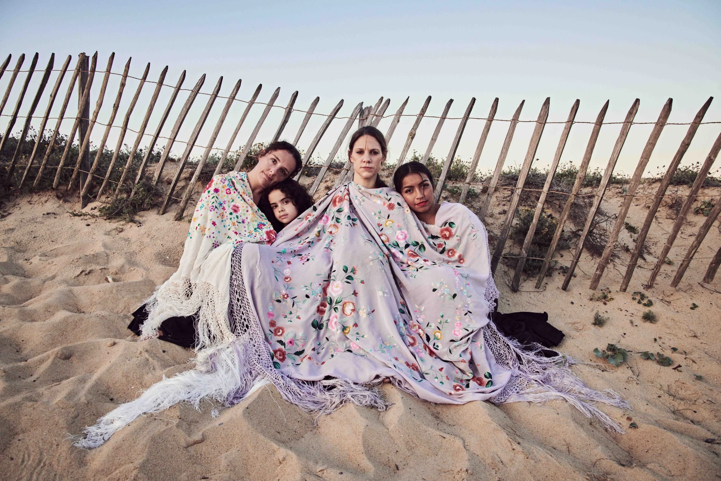 LYDIE-ANNABELLE-LII-CARLA_017.jpg