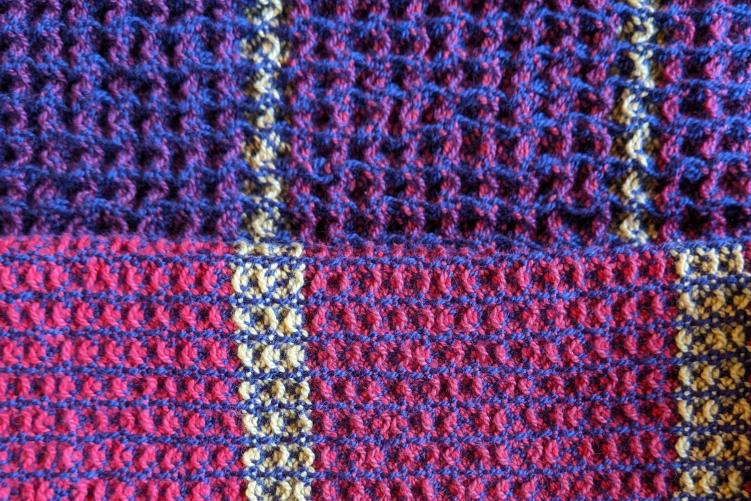 Mauve Fonce Four & Eight Shaft