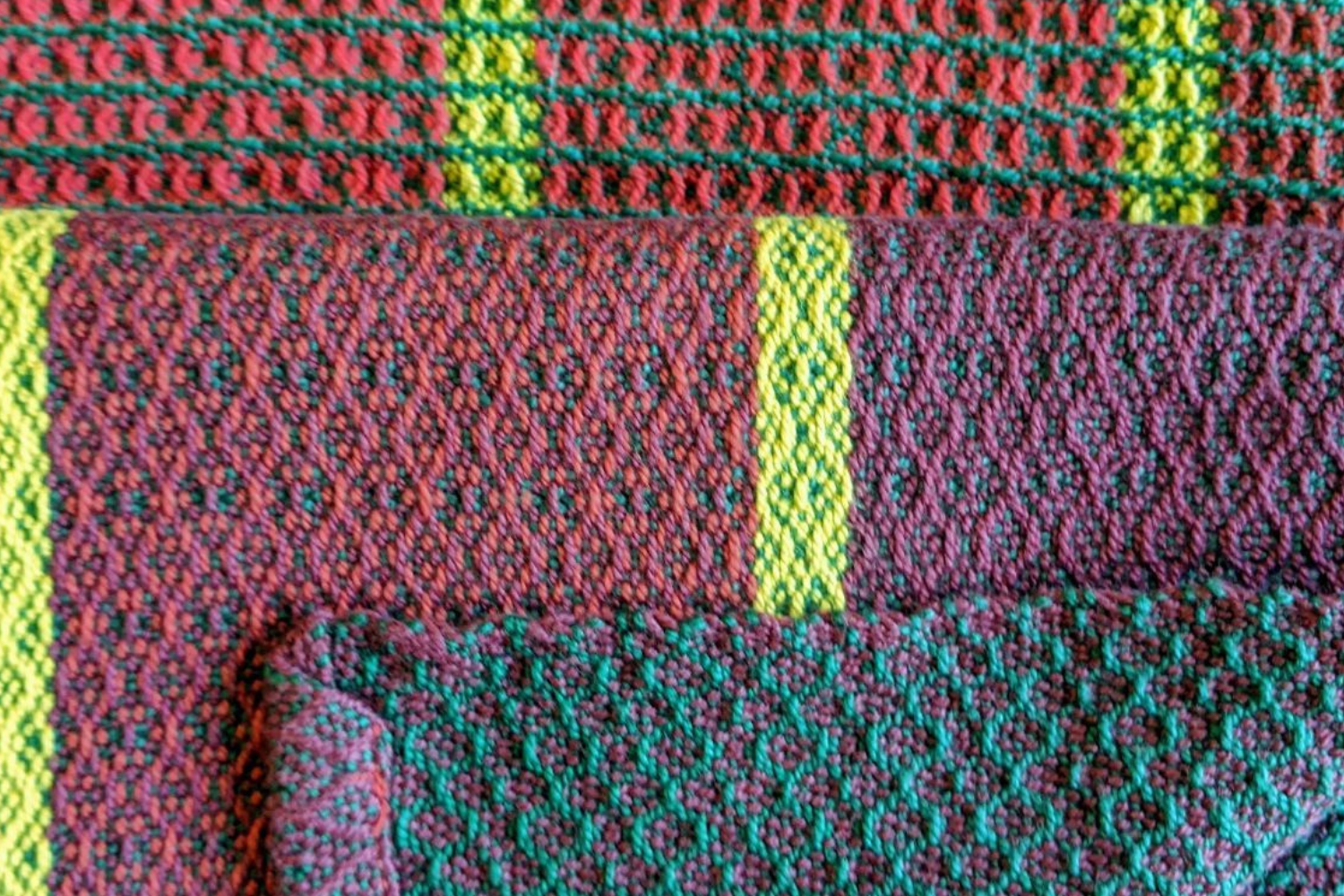 Example Vert Fonce Four & Eight Shaft