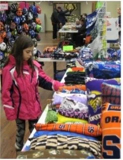 Craft Sale 5pm;Crotchet Class- Tomczack Rm 5-7pm