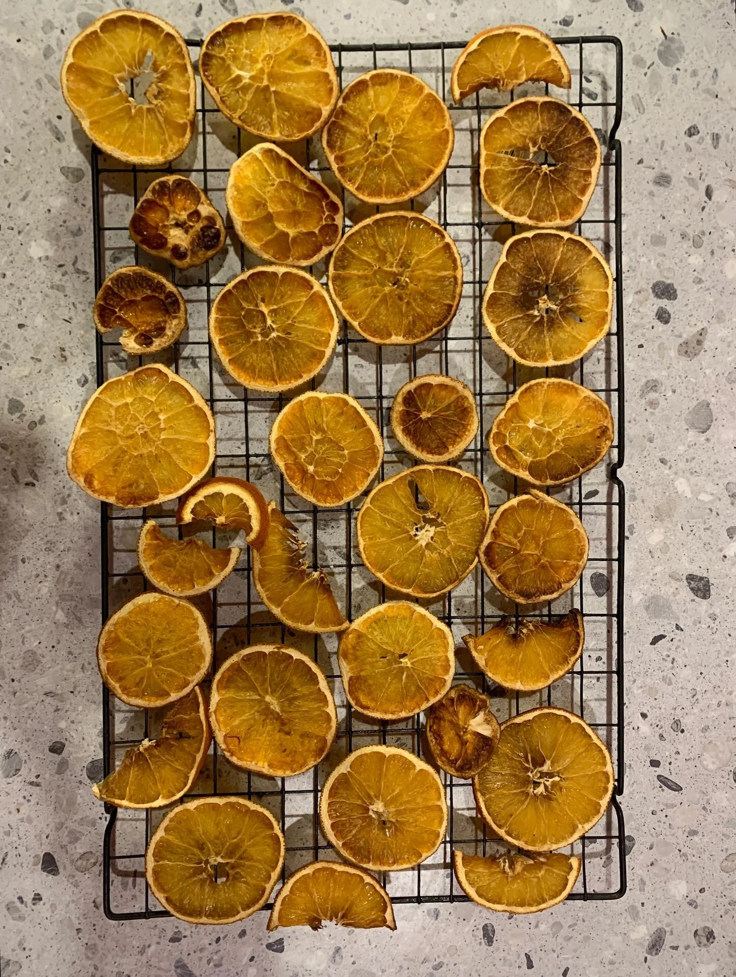 In the kitchen today, getting prepped for my Wreath Making workshops at the @acreprojectcelbridge. Candied oranges, dried pine cones. The smell is delicious!! 

Spots still available for Saturday 6th December at 10am, &euro;25. 

Book through link in