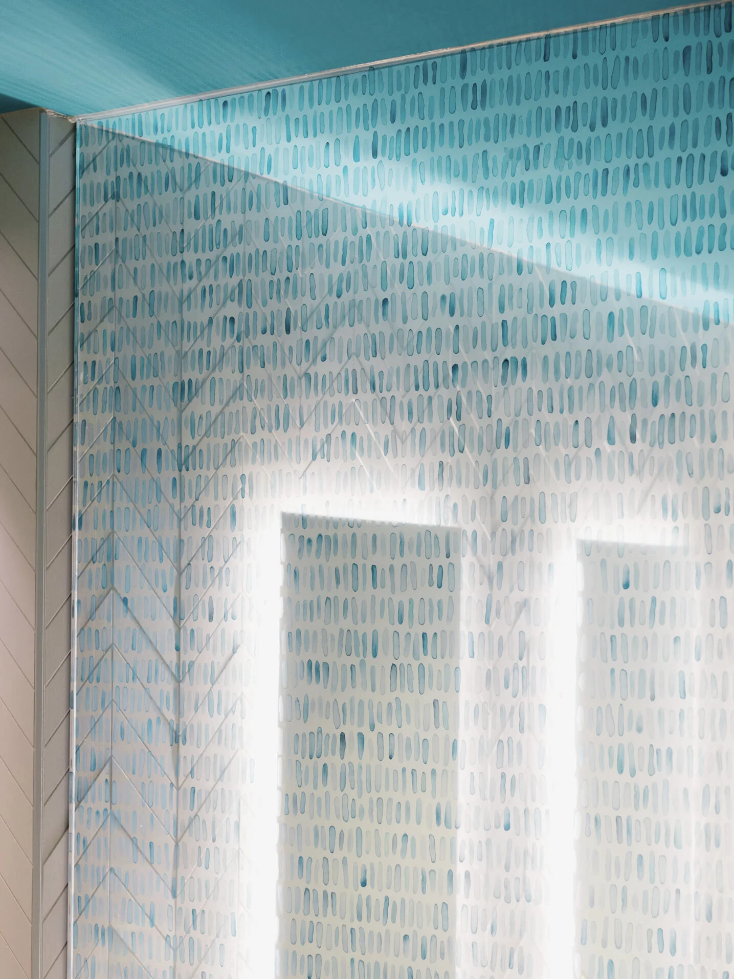 Bottom+Bay+Glass-web+res6.jpg