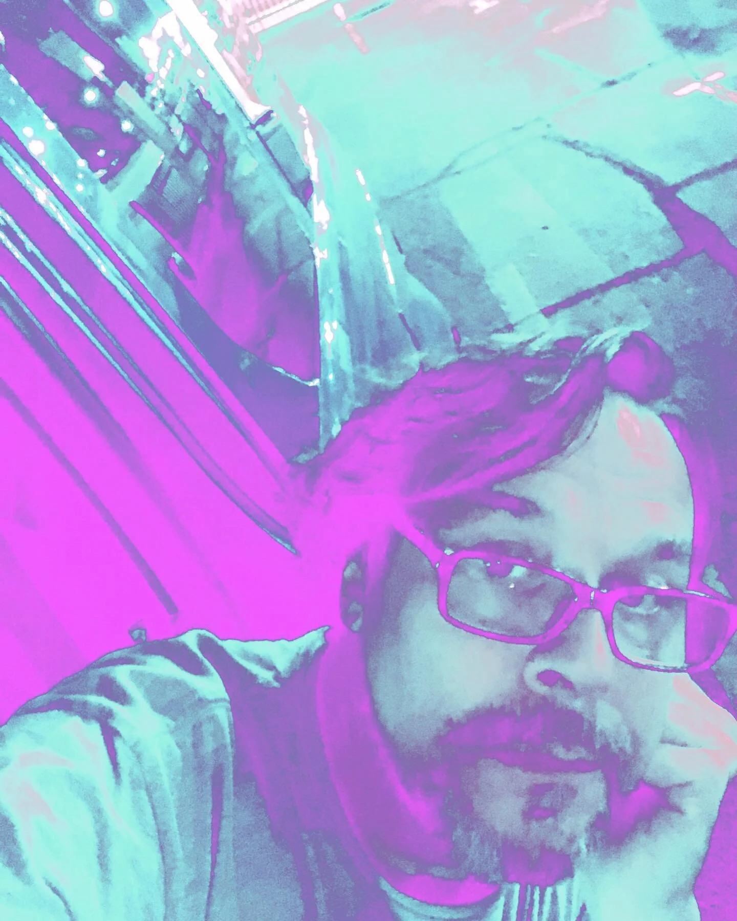 🤙🏼 Love y&rsquo;all #superdave #elevate #strength #love #2022 #immersive #immersiveart #hondaelement #lightglobes #customlights #lightart #blacklight #lightartist #buyart #artforsale #sharpie #tribal #shaman #diadelosmuertos #saveamazonia #artistso