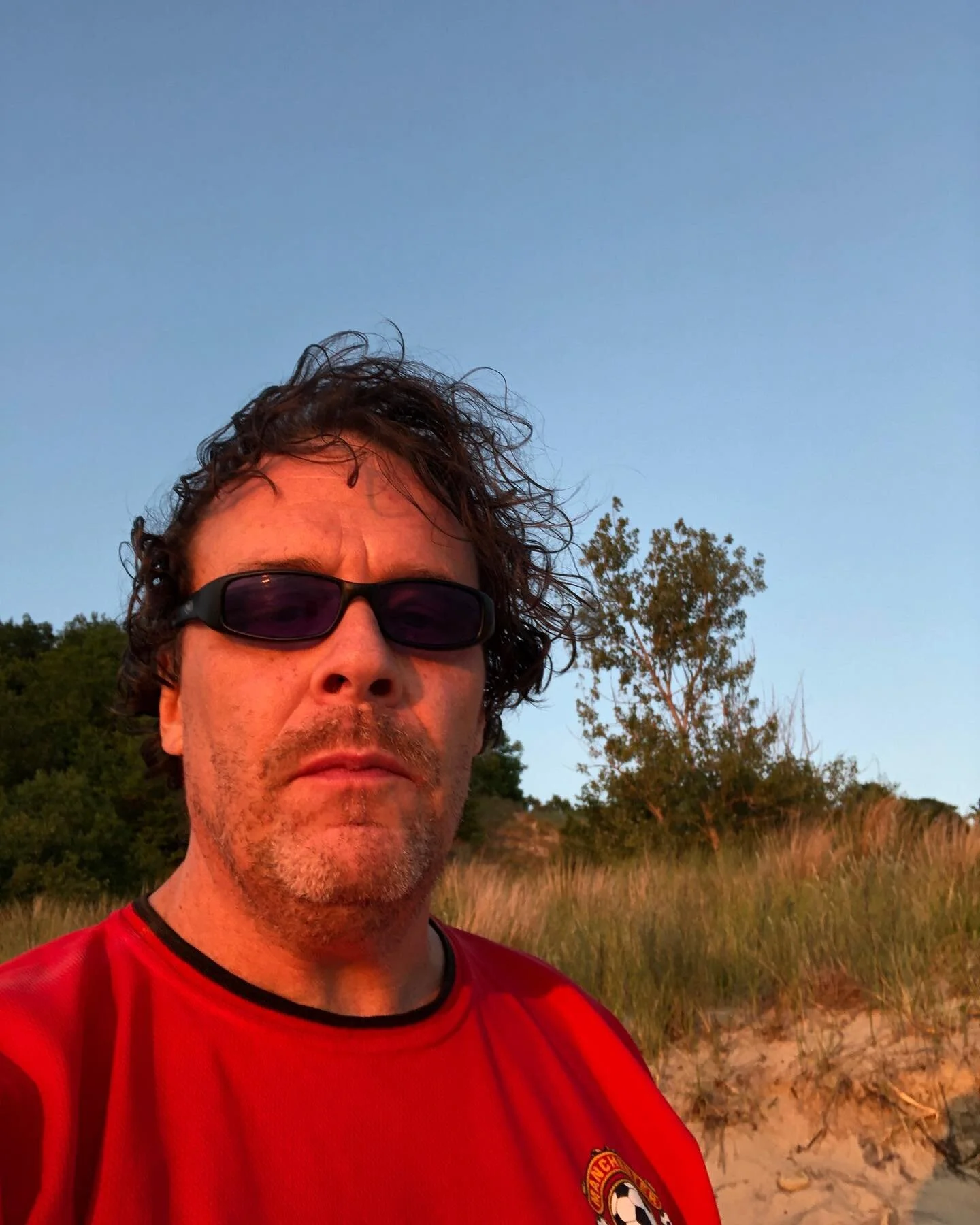 excellent night of michigan beach camping / de-stressing / battery charging 🤙🏼 ~ get outside and breathe y&rsquo;all it&rsquo;s good for whatever you do ! 🕉&bull;
&bull;
#outdoorsy #nature #camp #hike #paddle #tent #backpack #zen #west #camper #lo
