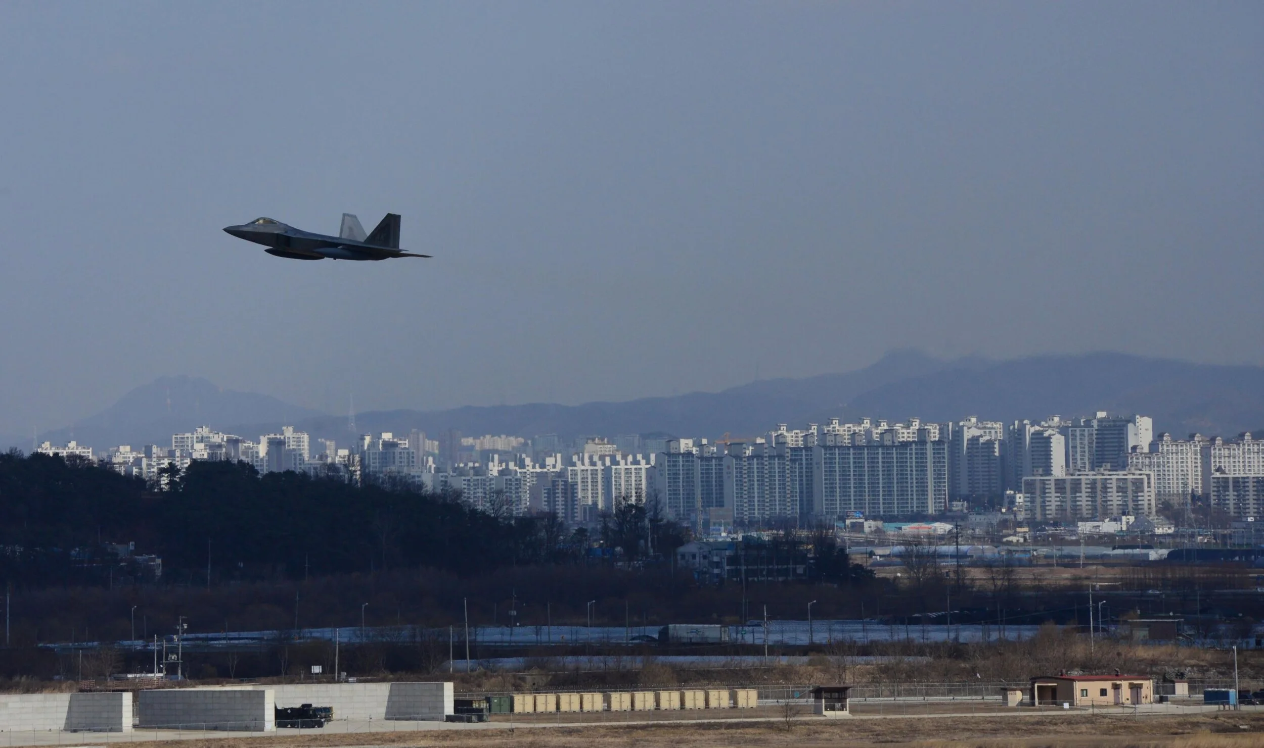 f22overflight.JPG