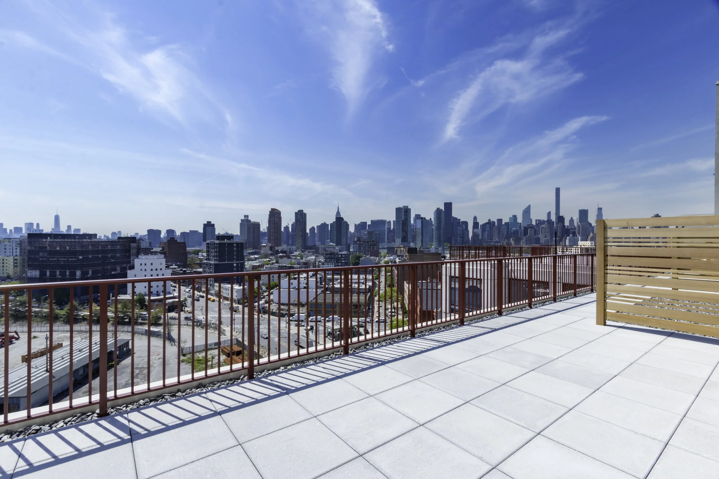 Brian.Weiss.LIC.Roofdeck4.jpg