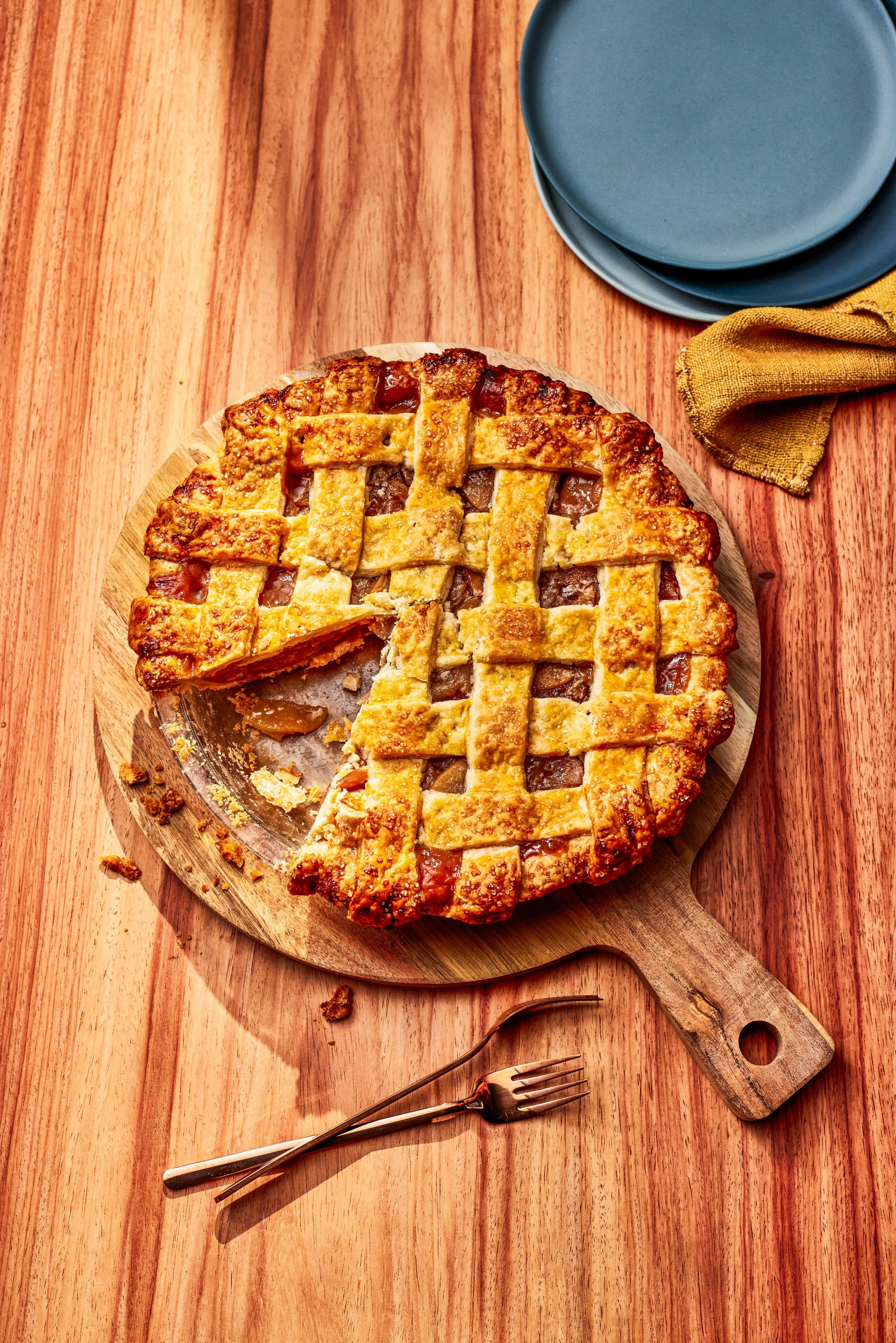TMK_Pear Pie With Lattice Crust_35093.jpg