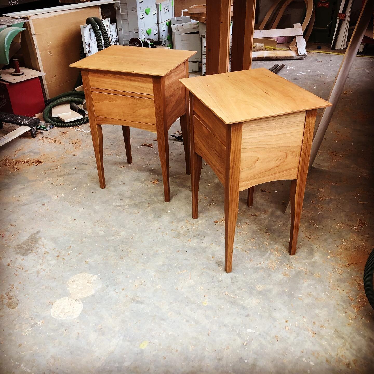 Well, other than picking out hardware, these are ready to leave. Nice pair of Cherry night tables in a shaker style with some added flair in the curves.
Quartered White Oak handcut dovetailed drawers. Clean and simple.
Finished in Sirca acrylic ureth