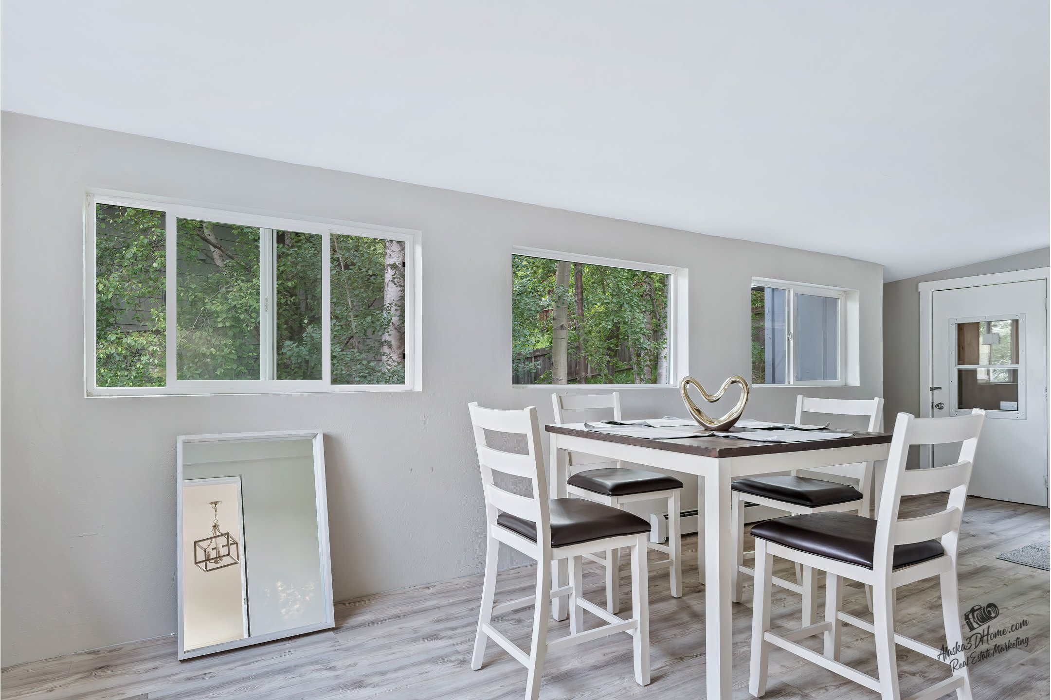 Dining Room (Copy)