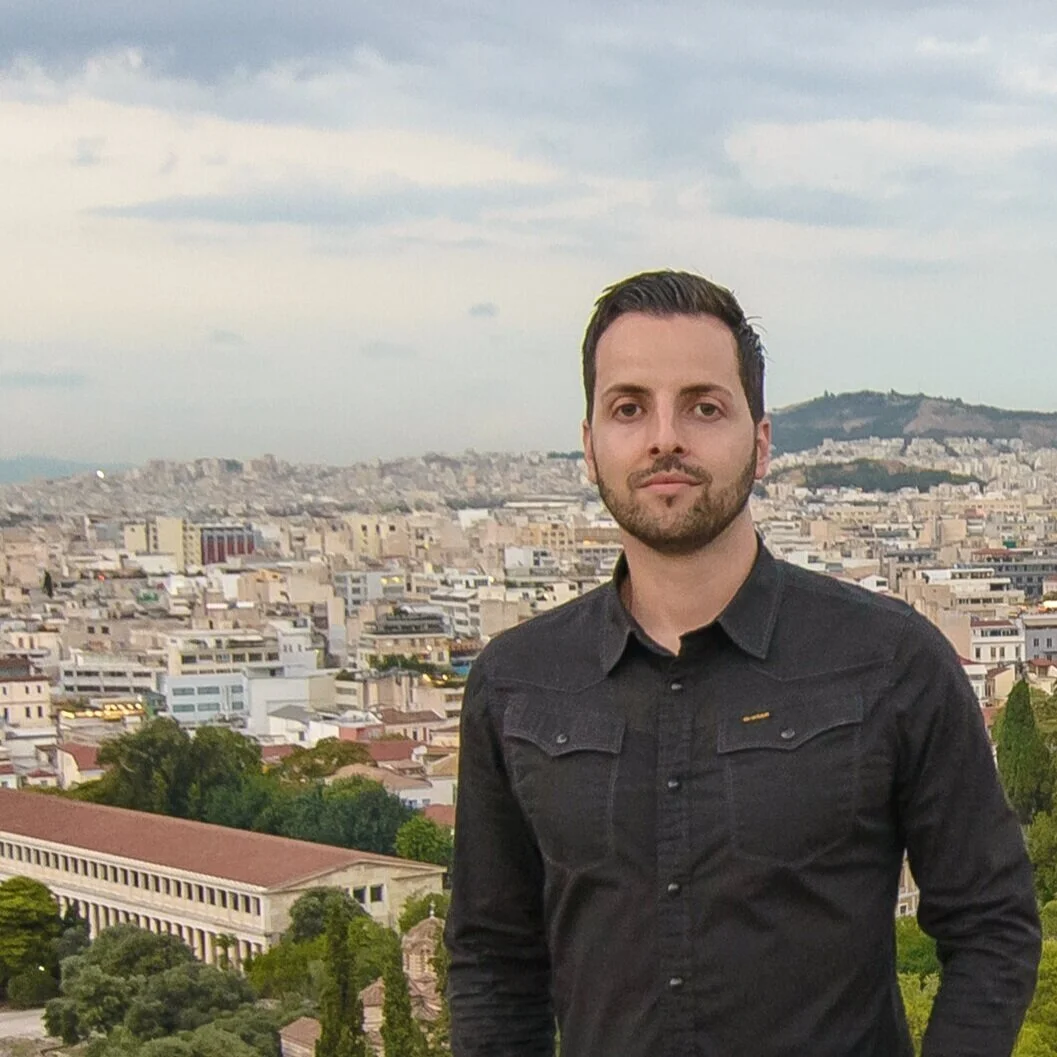 CONFIDENCE IN GREECE IS SOARING POLITICALLY, COMMERCIALLY AND EMOTIONALLY