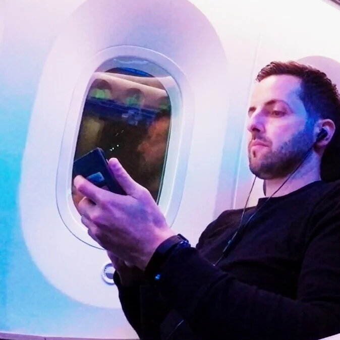 THE CONS OF ENTREPRENEURSHIP LIFE AND WHAT YOU DON'T SEE ON SOCIAL MEDIA