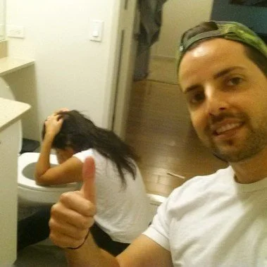 OUR PREGNANCY ANNOUNCEMENT WITH A THROWING UP SELFIE