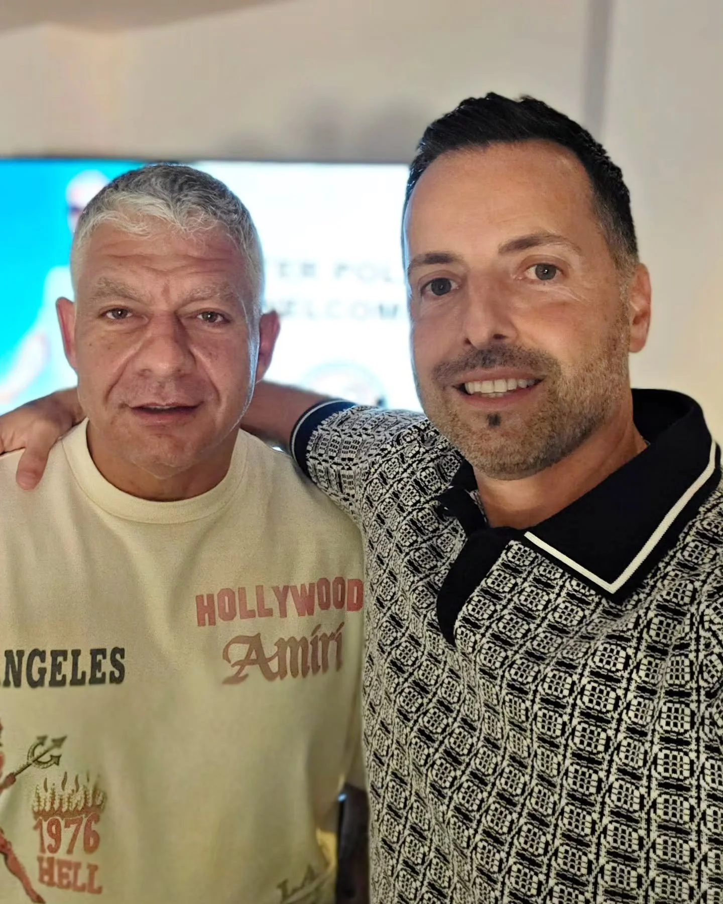 Learning how to build, scale, and exit with Peter Politis

👉 @peterpolitislife

Powerful day with this force in Miami, Florida 🇺🇸

🎙 @invigorateyourbusiness