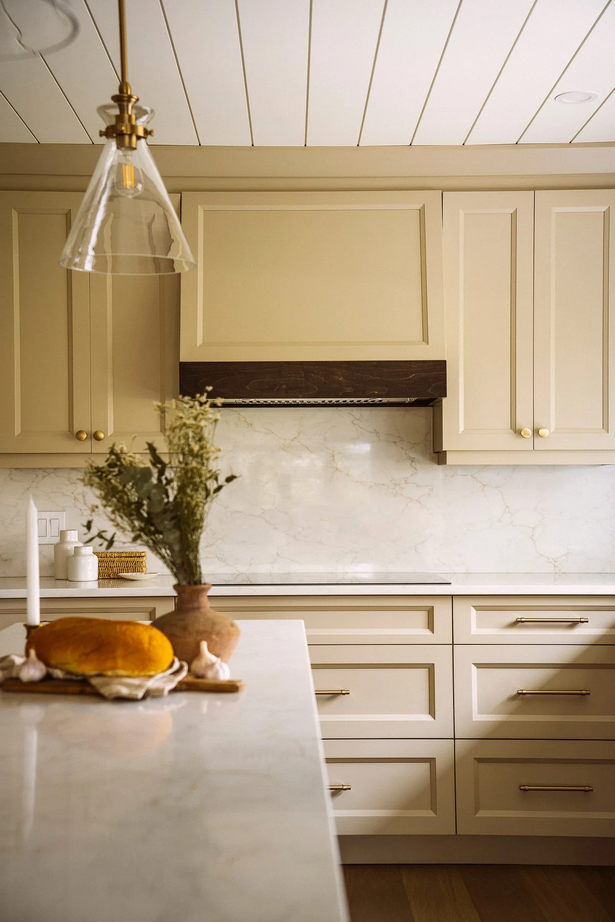 Kitchen Medium Details (1)-HDR.jpg