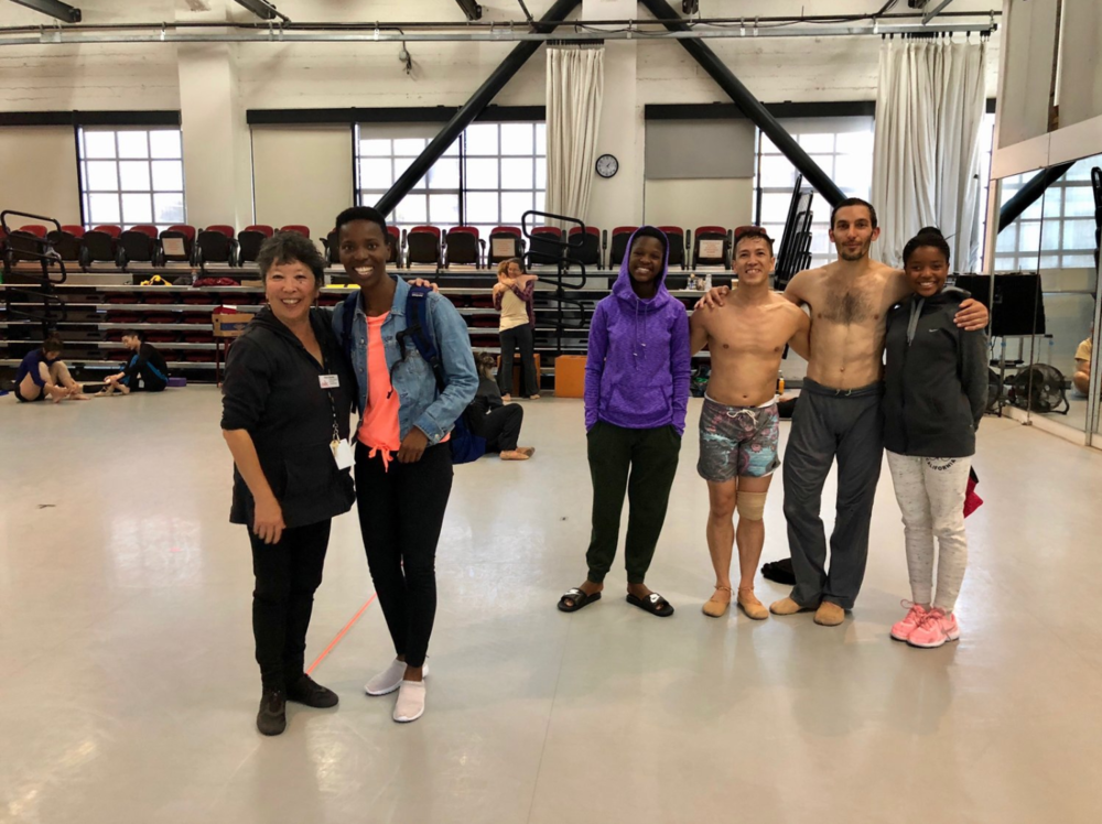  Olwethu with ODC School Director Kimi Okada and ODC company dancers after a rehearsal. 