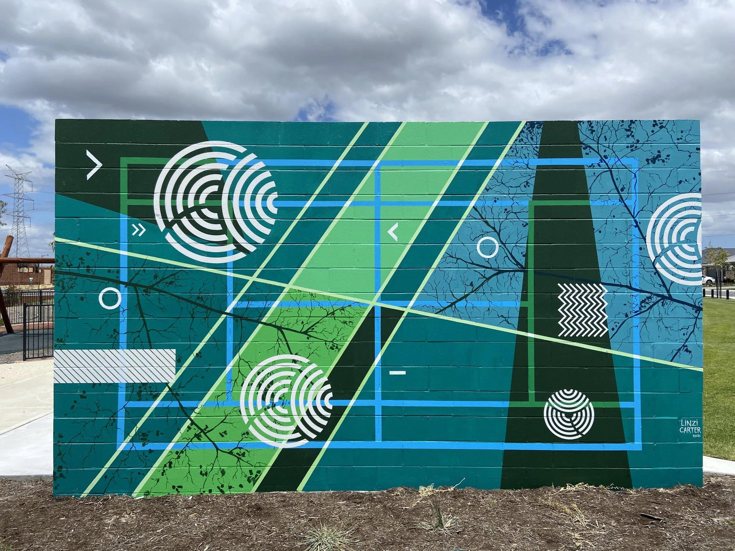 QUBE PROPERTY - Abstract Tennis mural