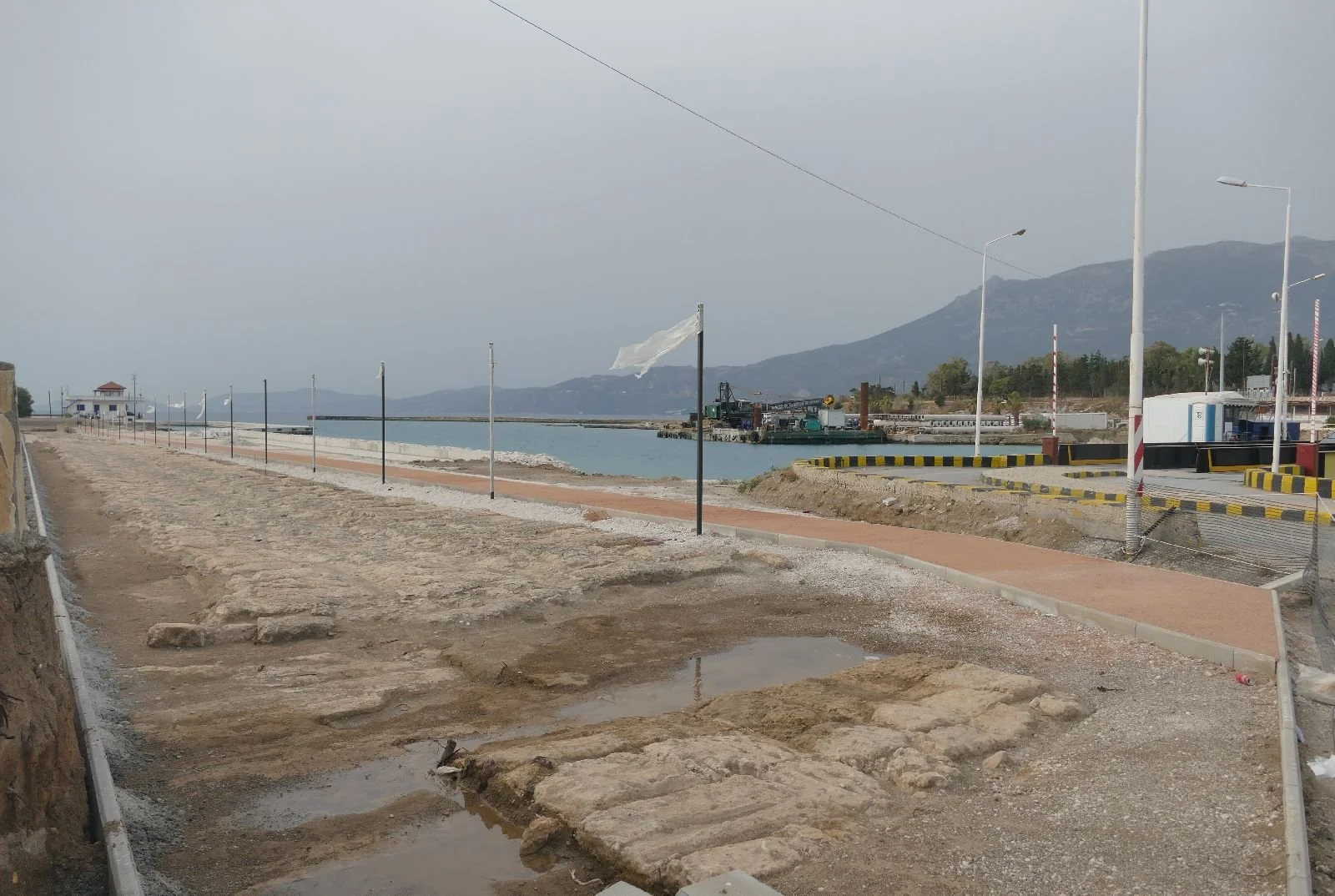 Left and above: the remnants of the Corinth isthmus 'rut way'.