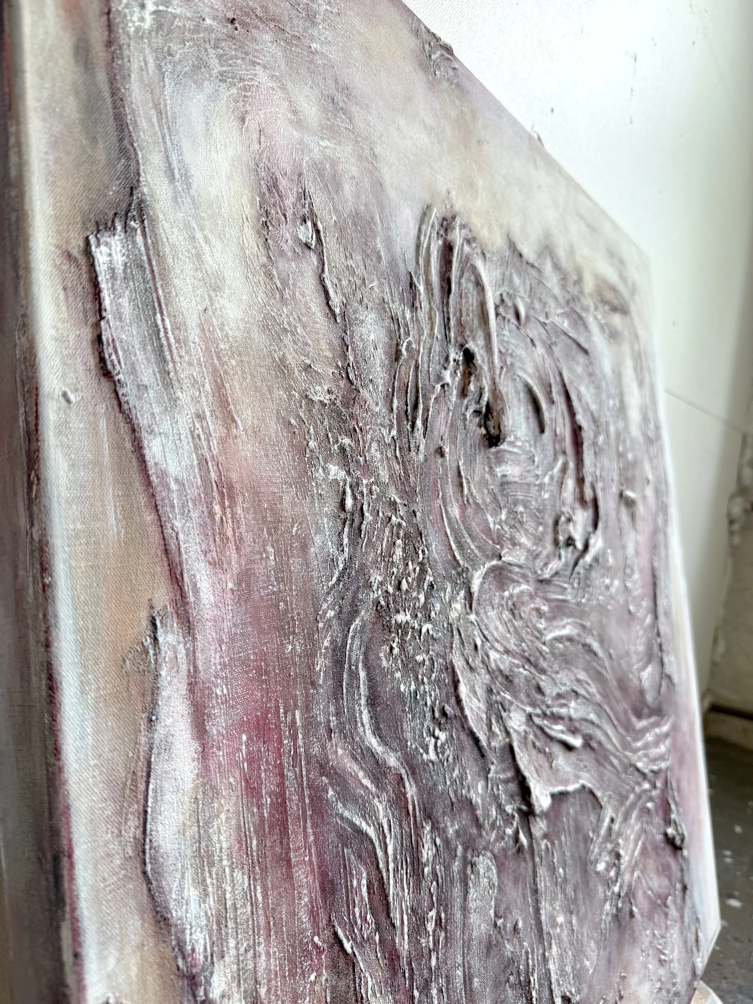miracle-detail5.jpeg