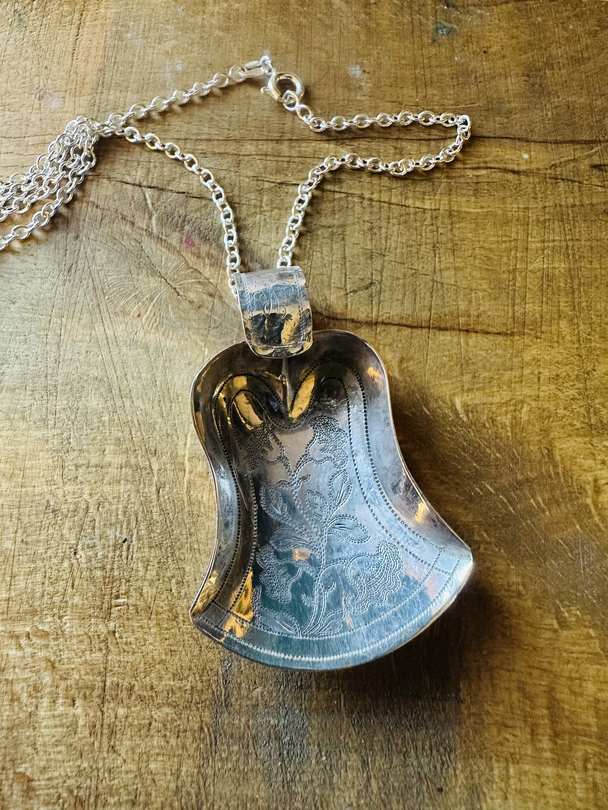 Ornate caddy spoon pendant