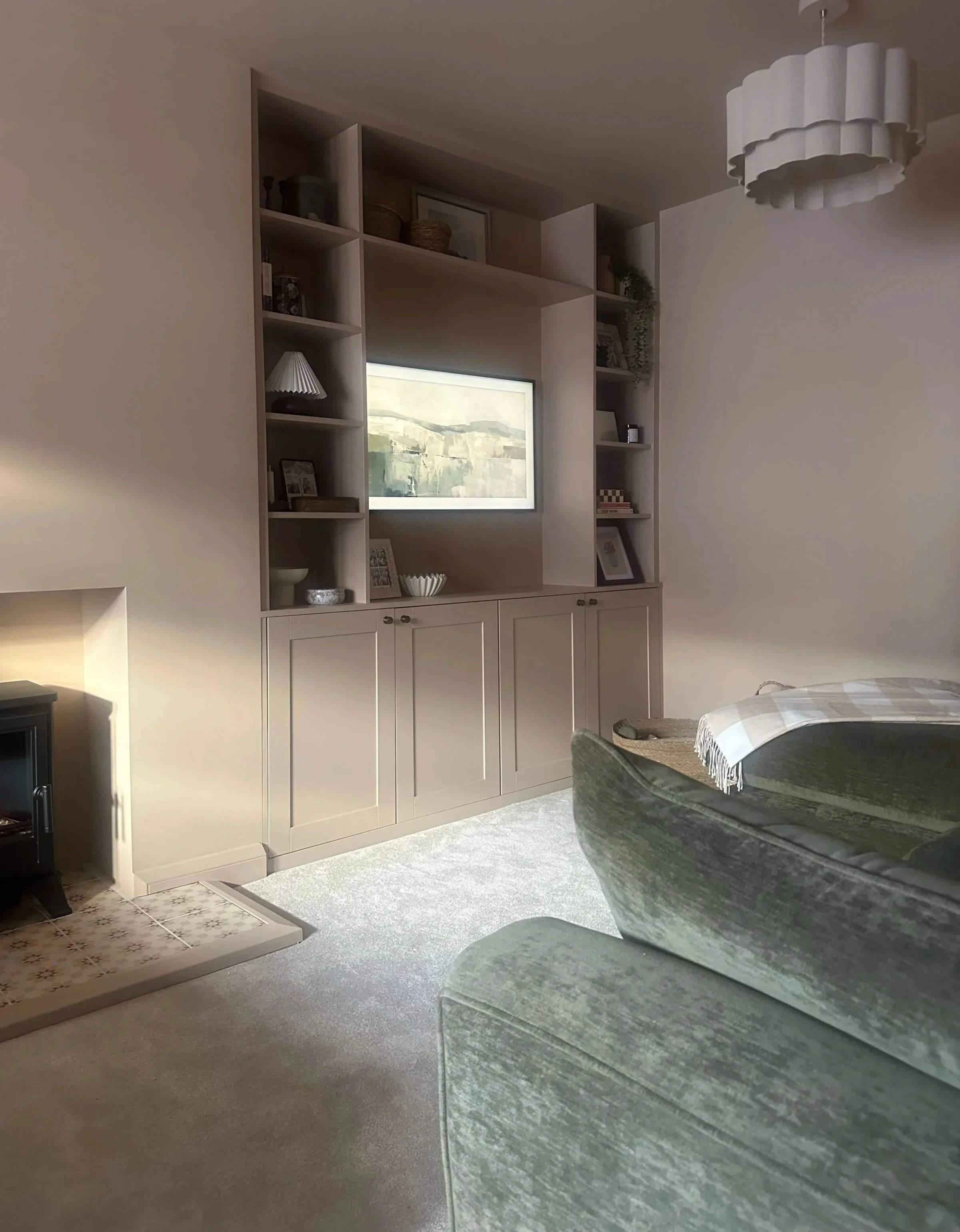 Green Sofa And Pink Walls For Living Room