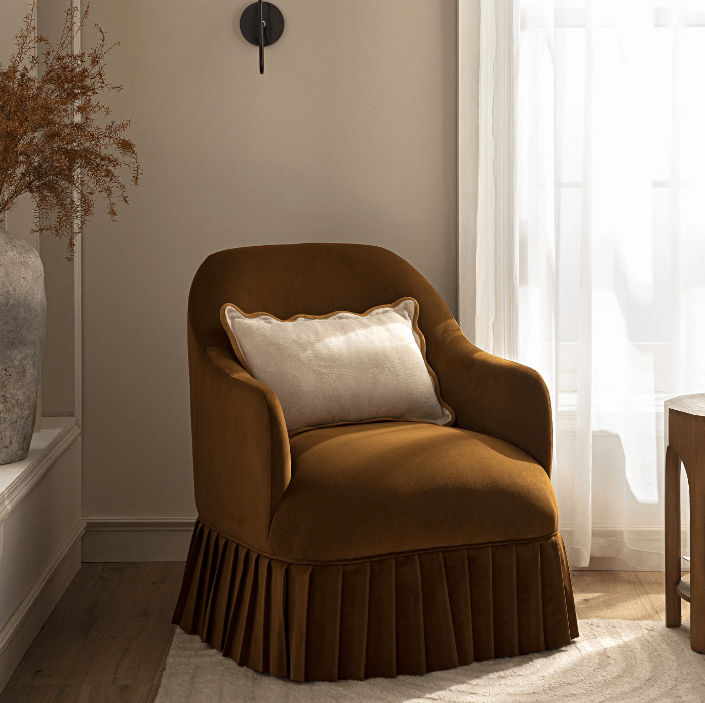 Armchair With Skirt Daals