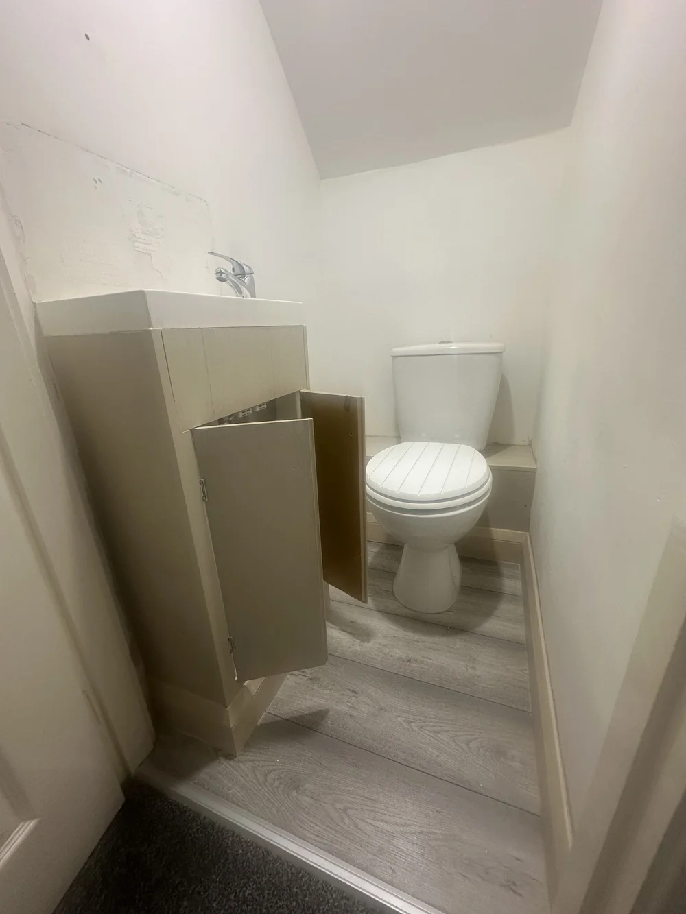 How I Transformed My Downstairs Loo With Wallpaper | The Living House ...