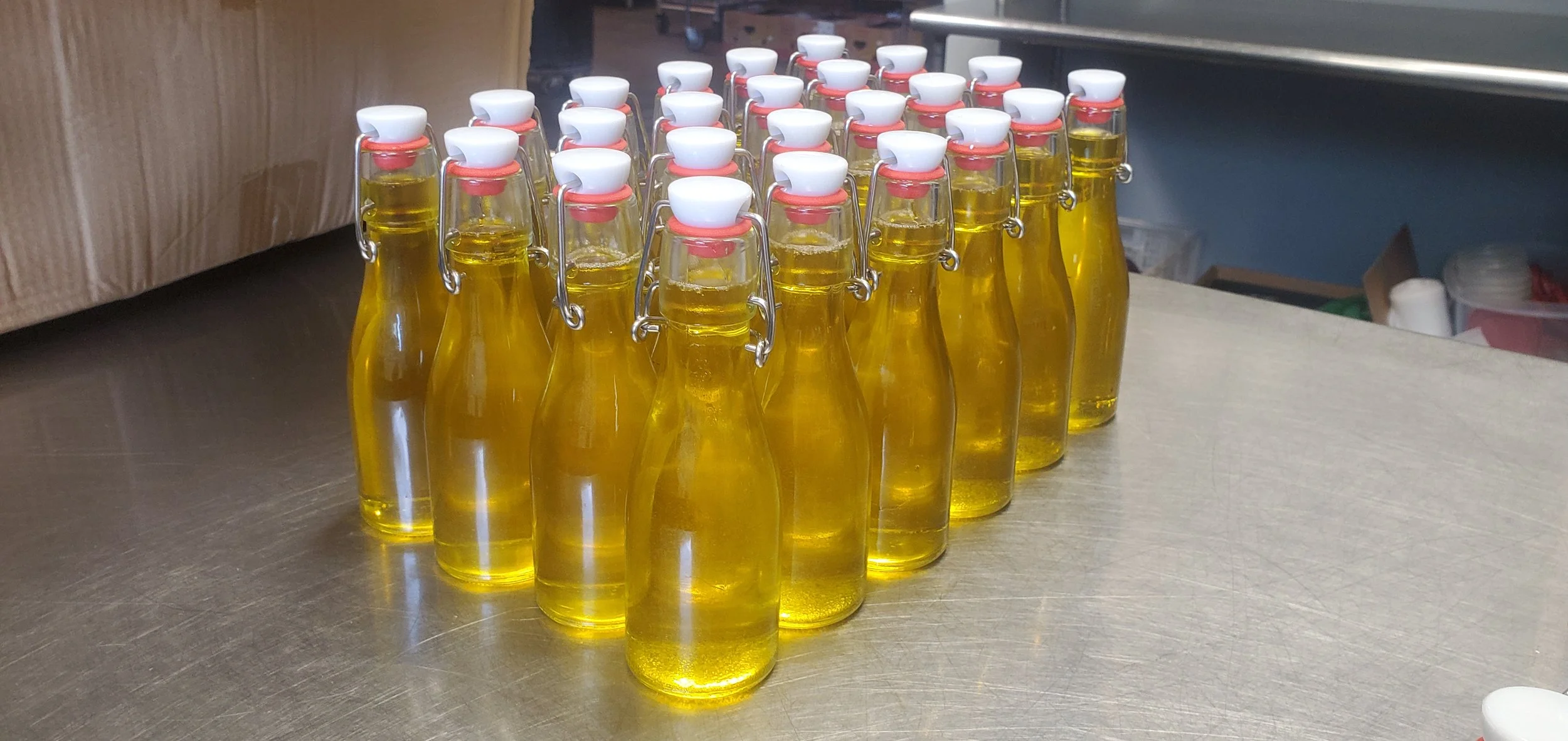 Rack of hickory oil with no labels
