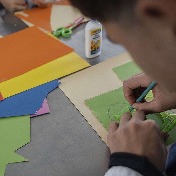 Taller infantil: Exploradores de arte – De la observación a la creación