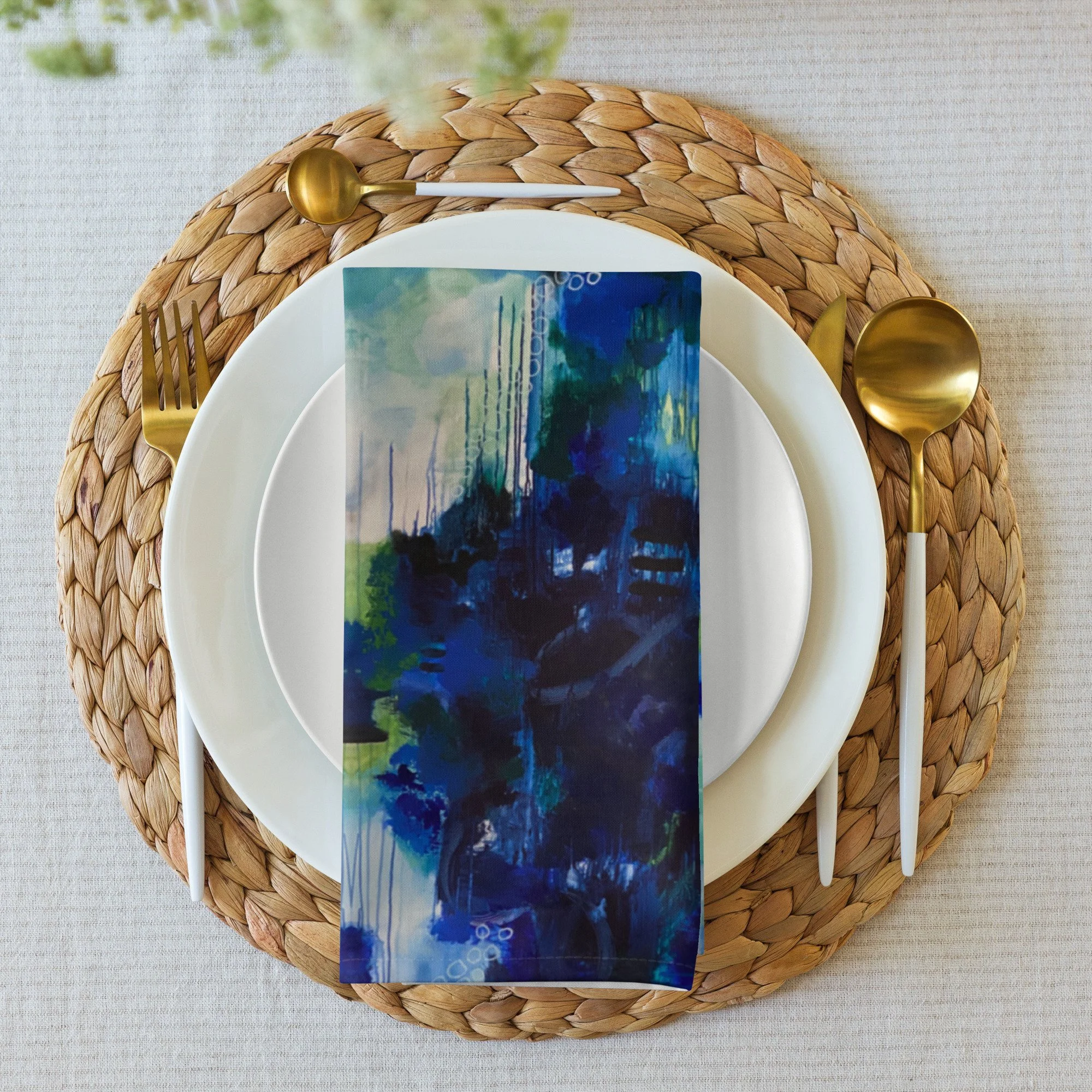 cloth-napkin-set-(4)-white-front-67b670a7e9e2a.jpg