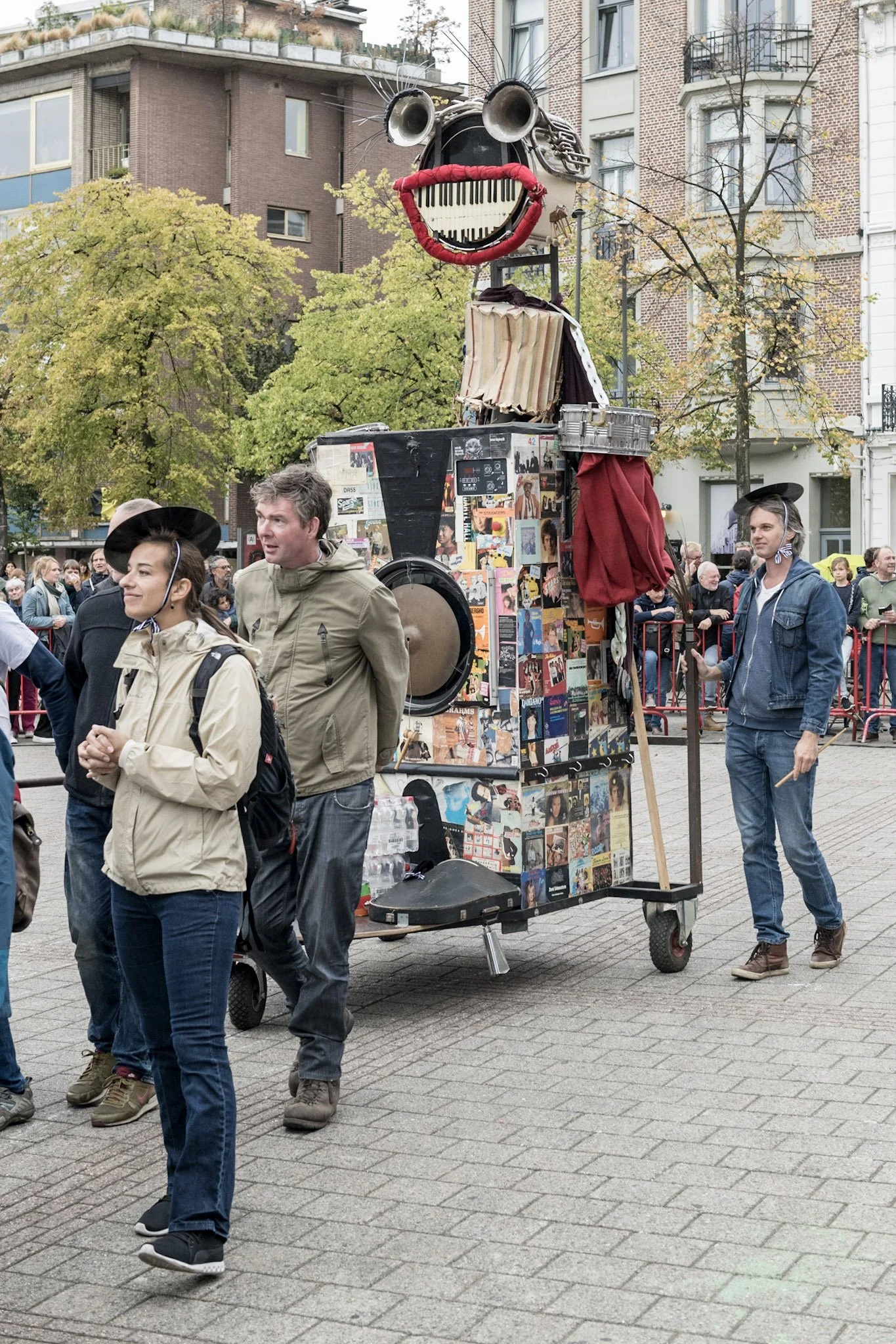 muziekreus de kleine muze stoet 2018.jpg