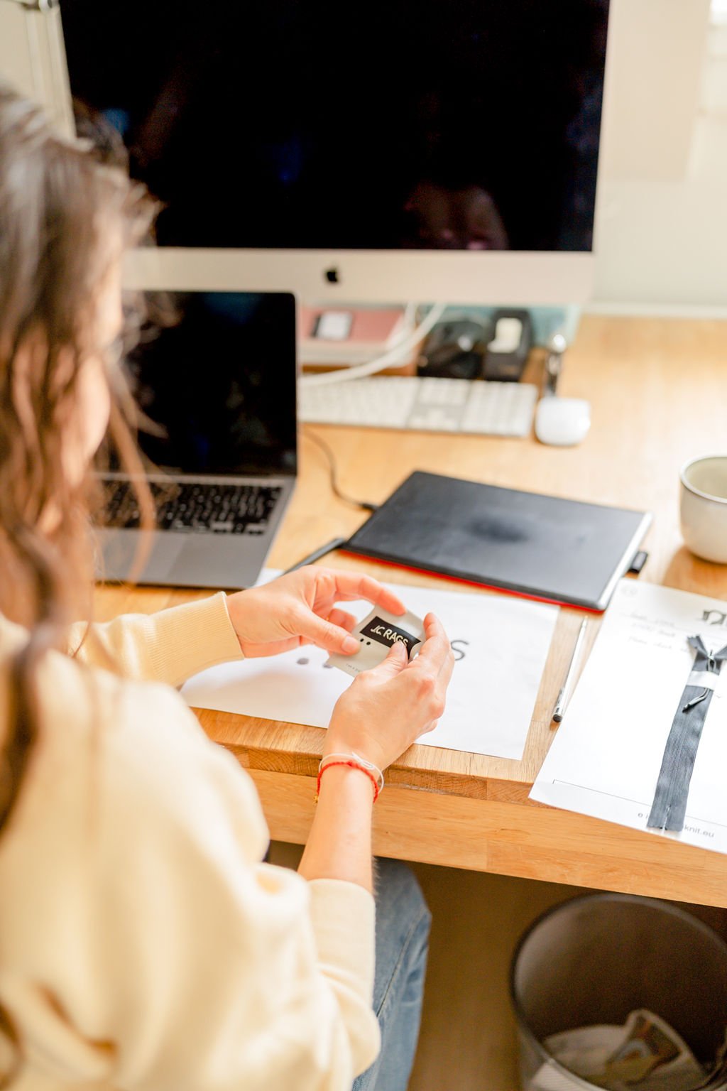 When should you hire a freelance fashion designer?
