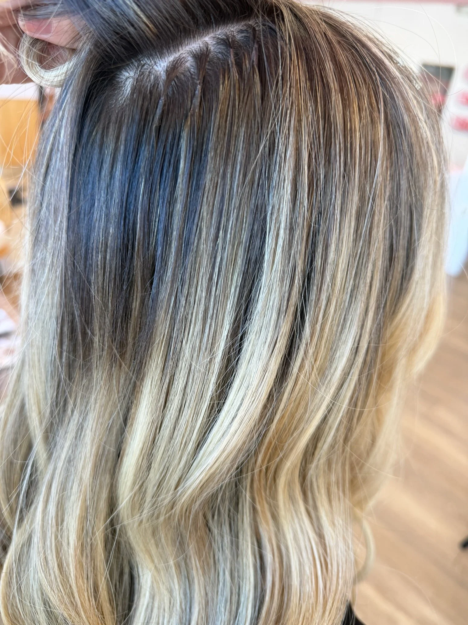 K-Tip vs. Hand-Tied Hair Extensions: Which Is Better?