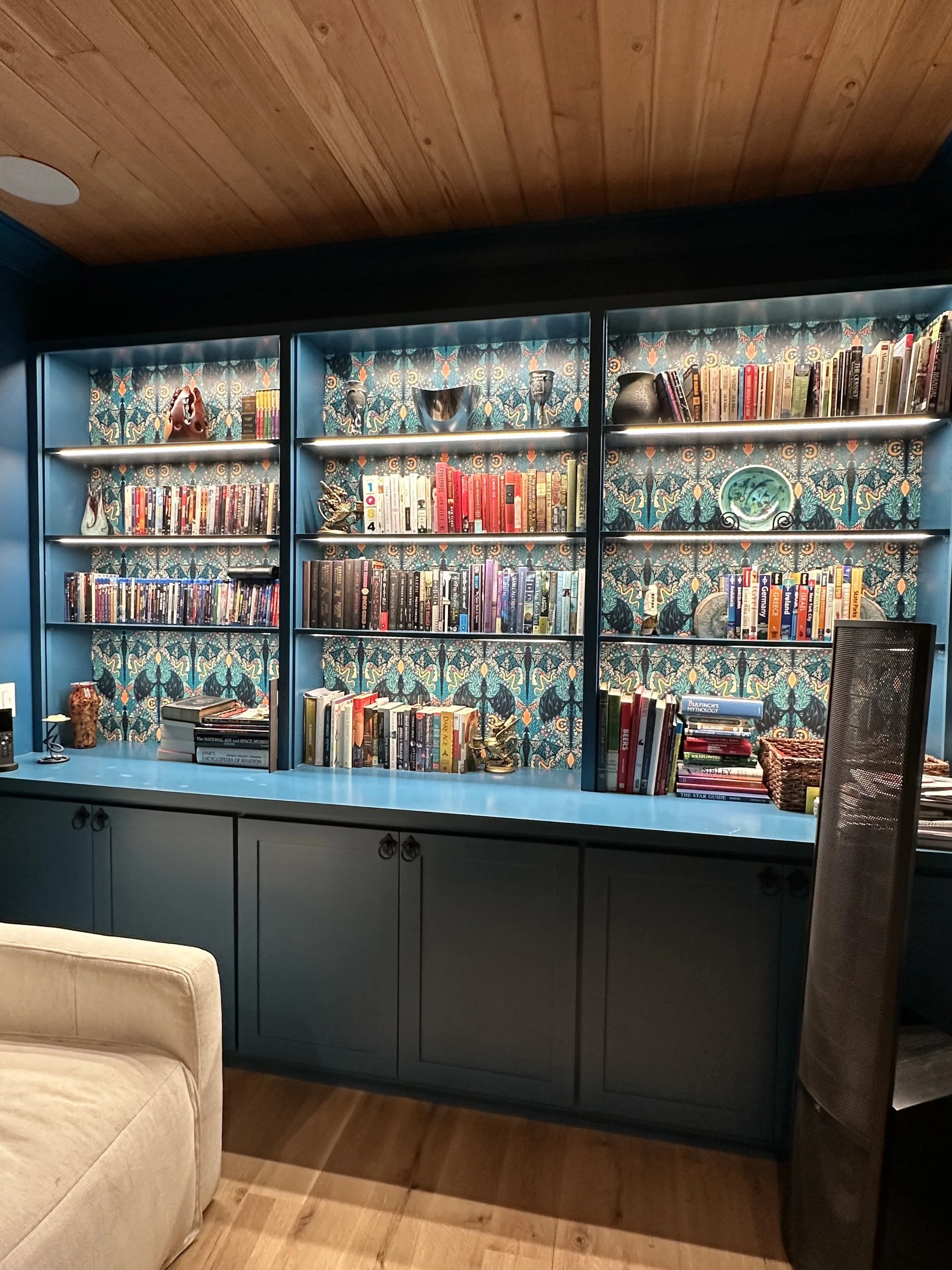 2026 Cabinet Trends: What’s “in” in Custom Woodwork