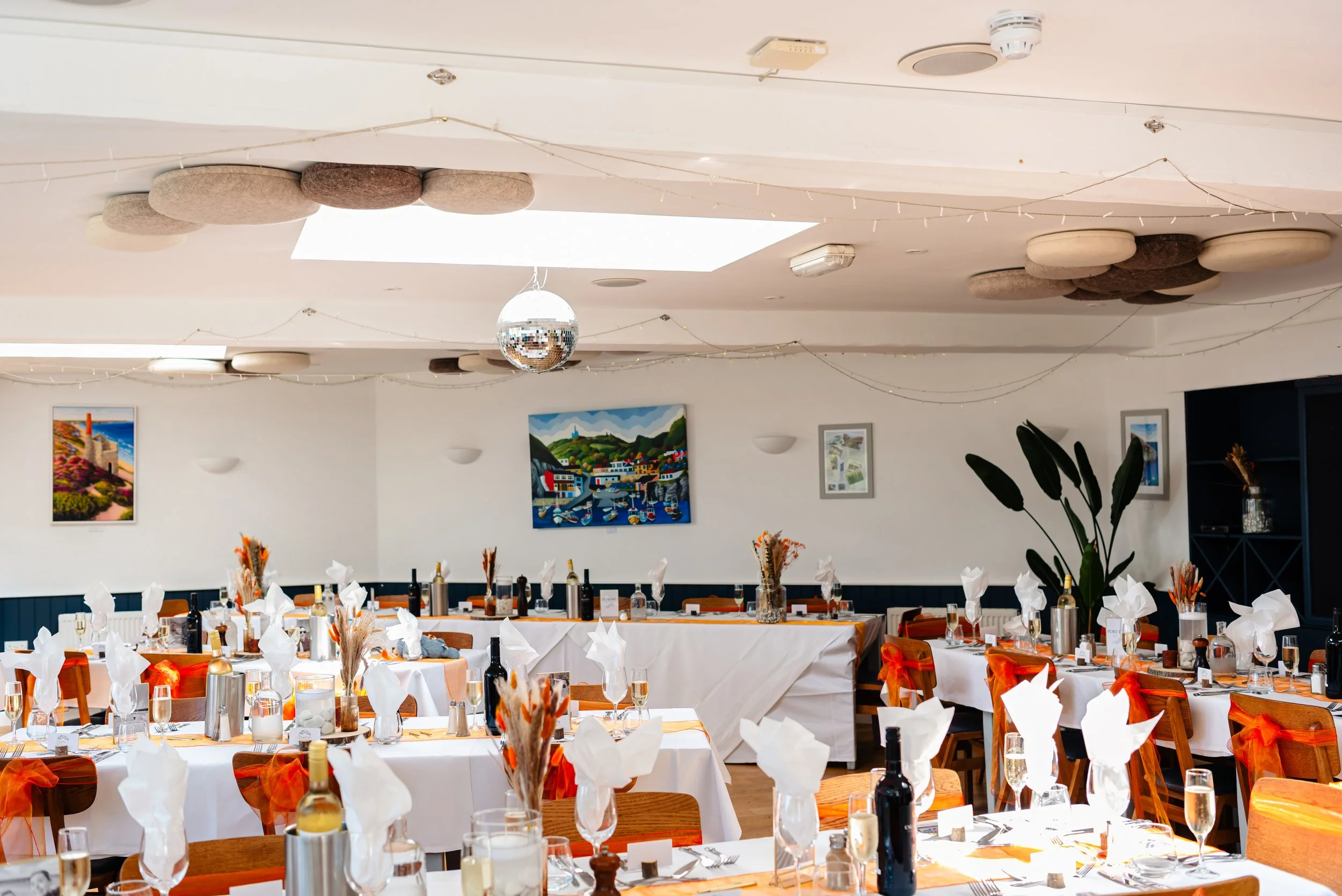 Mr & Mrs Grey-470(1).jpg